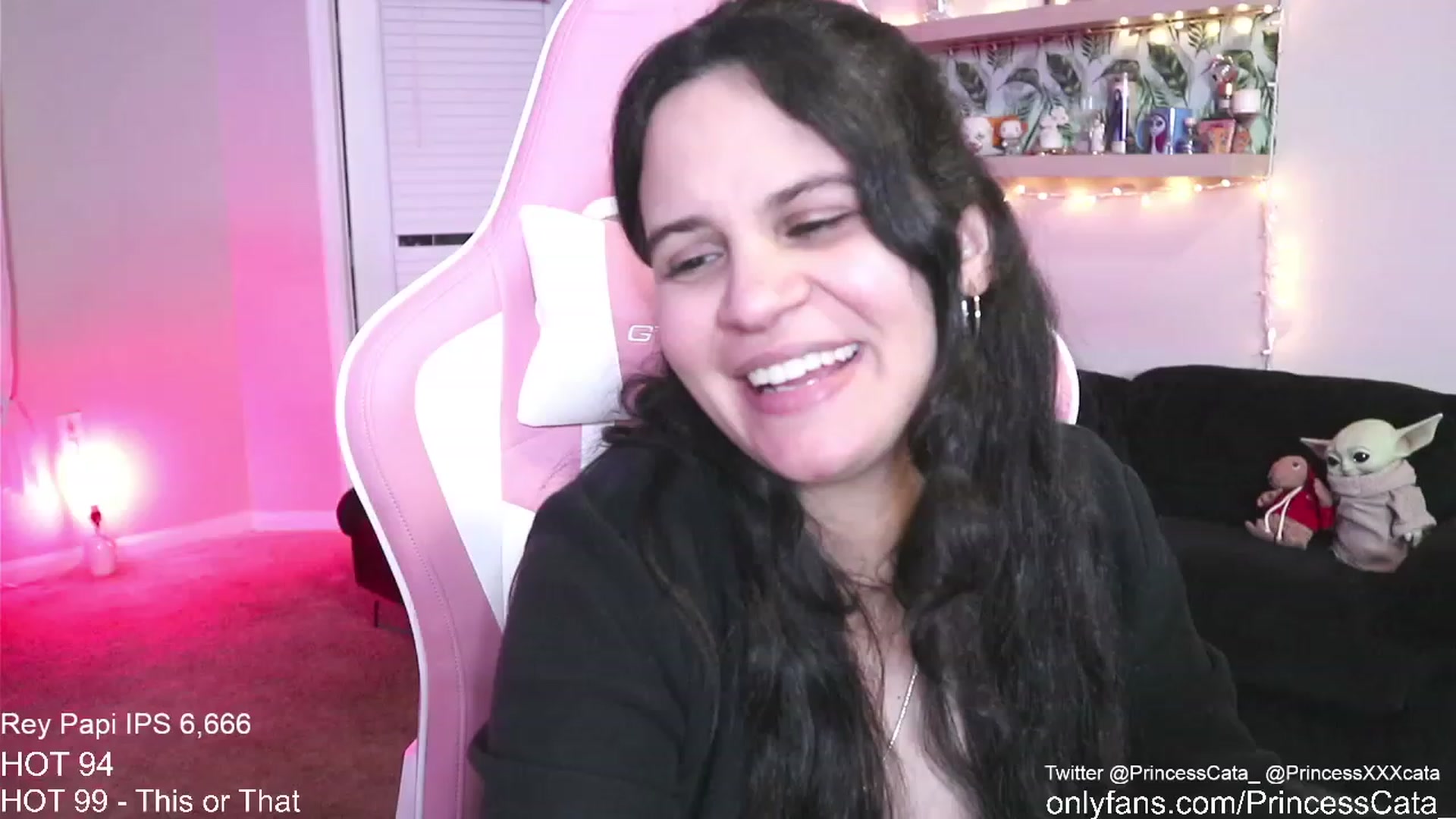 Gallery image thumbnail from PrincessCata's myfreecams stream on, 02/19/2023, 01:12 image 6 of 20