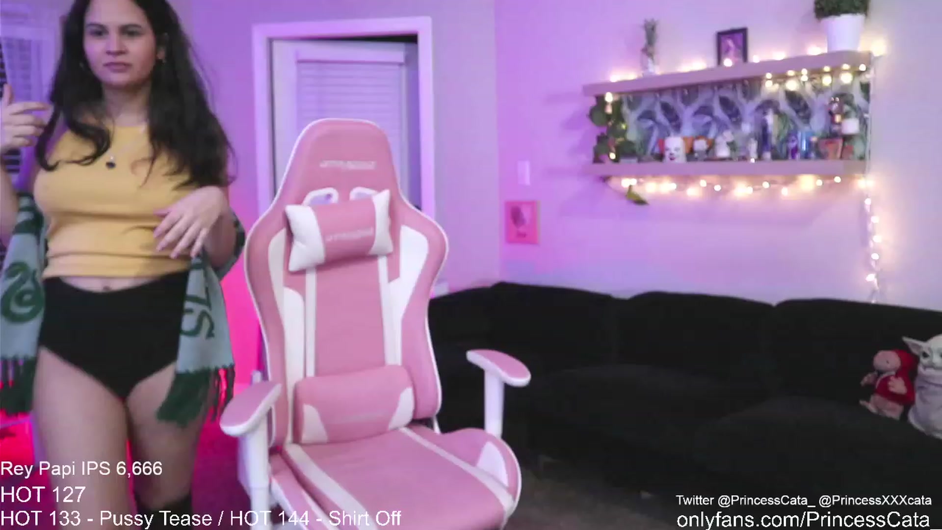 Gallery image thumbnail from PrincessCata's myfreecams stream on, 02/26/2023, 01:45 image 20 of 20