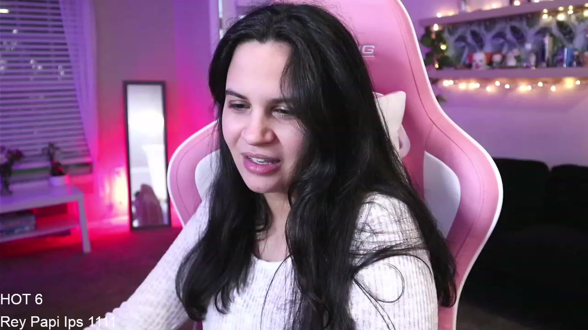 Gallery image thumbnail from PrincessCata's myfreecams stream on, 03/06/2023, 24:35 image 4 of 20