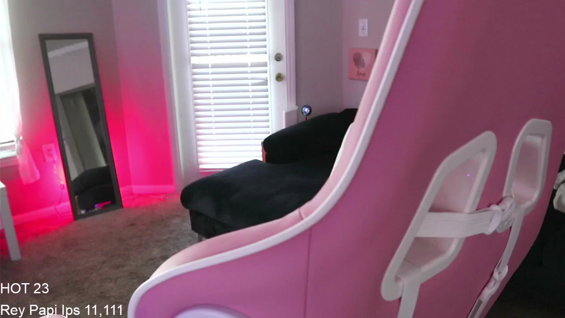 Gallery image thumbnail from PrincessCata's myfreecams stream on, 03/26/2023, 21:34 image 11 of 20