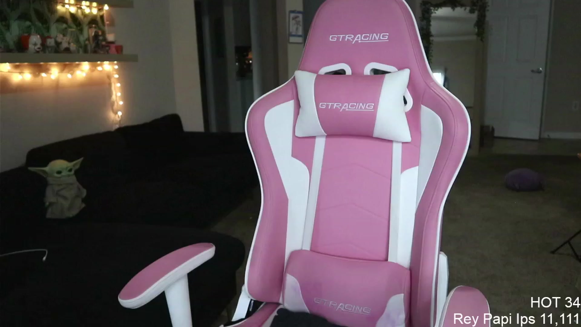 Gallery image thumbnail from PrincessCata's myfreecams stream on, 04/02/2023, 23:13 image 19 of 20