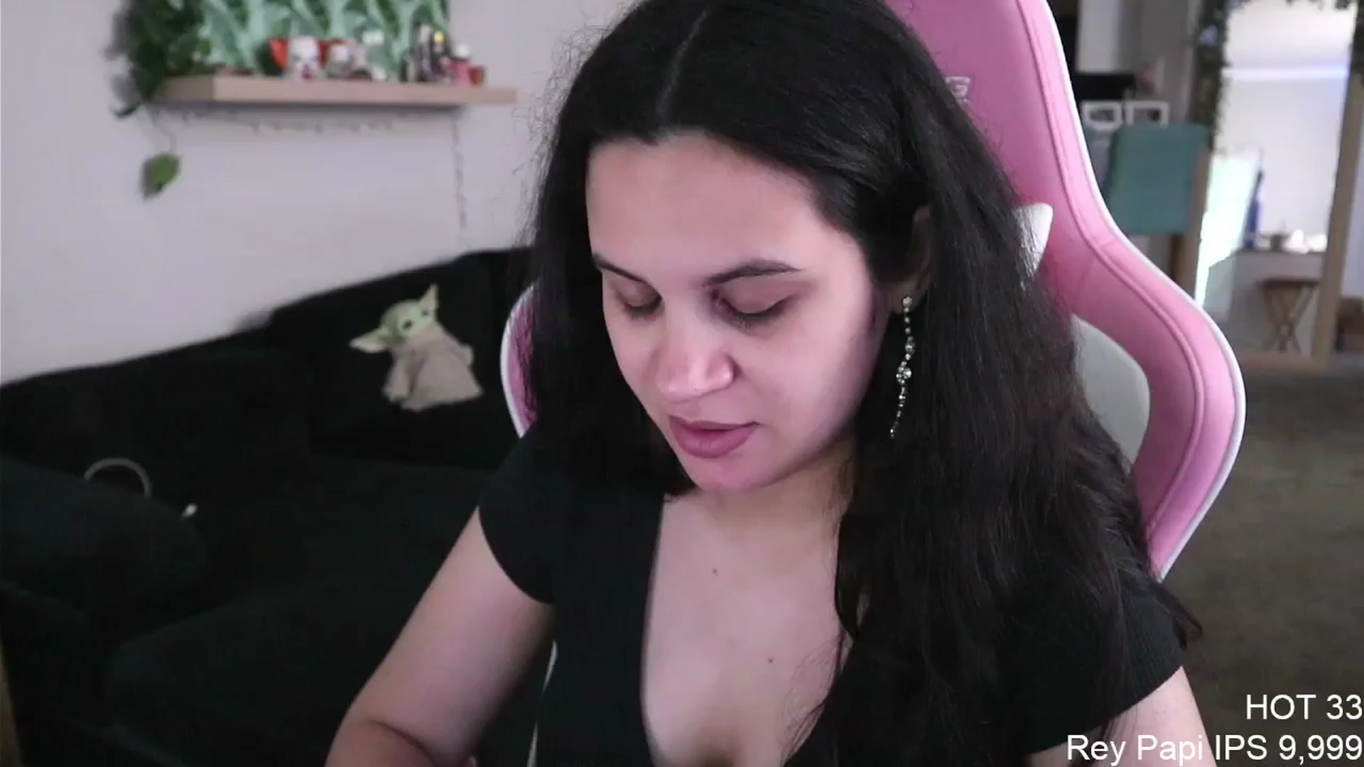 Gallery image thumbnail from PrincessCata's myfreecams stream on, 04/09/2023, 24:34 image 2 of 20