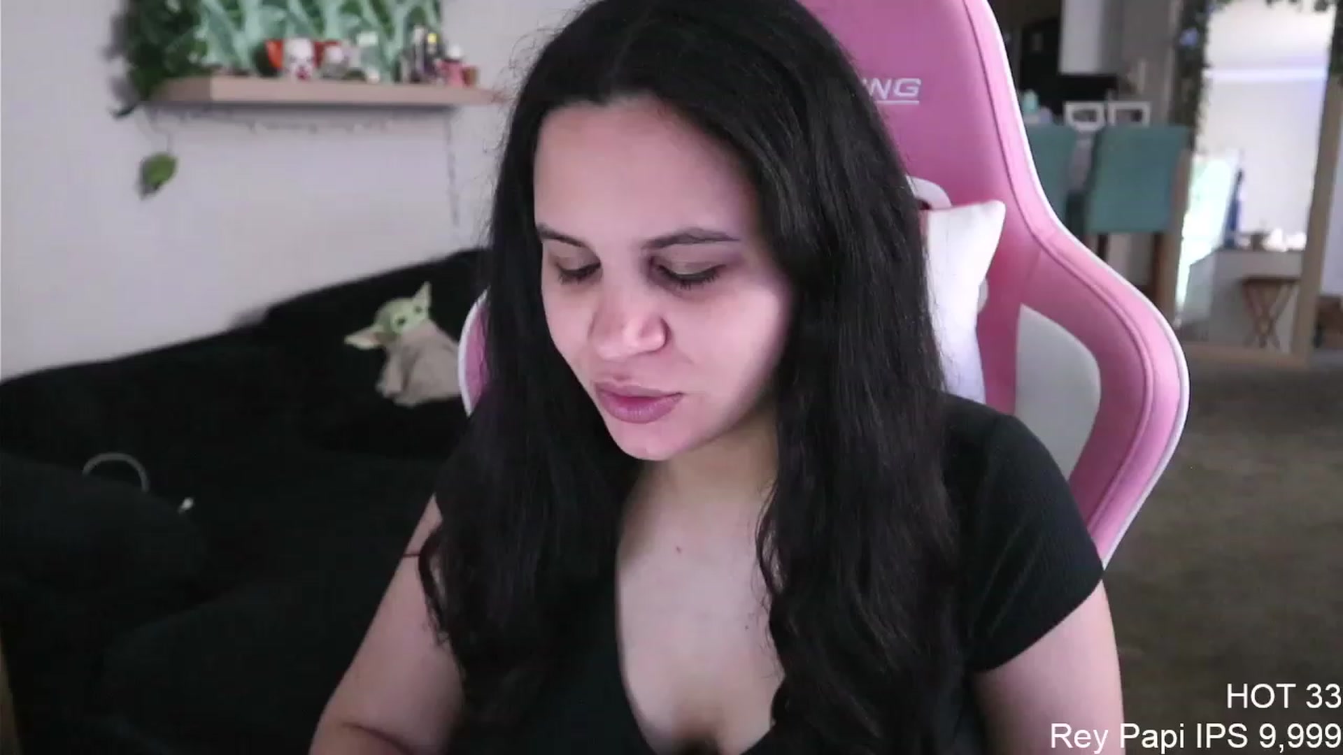 Gallery image thumbnail from PrincessCata's myfreecams stream on, 04/09/2023, 24:34 image 3 of 20