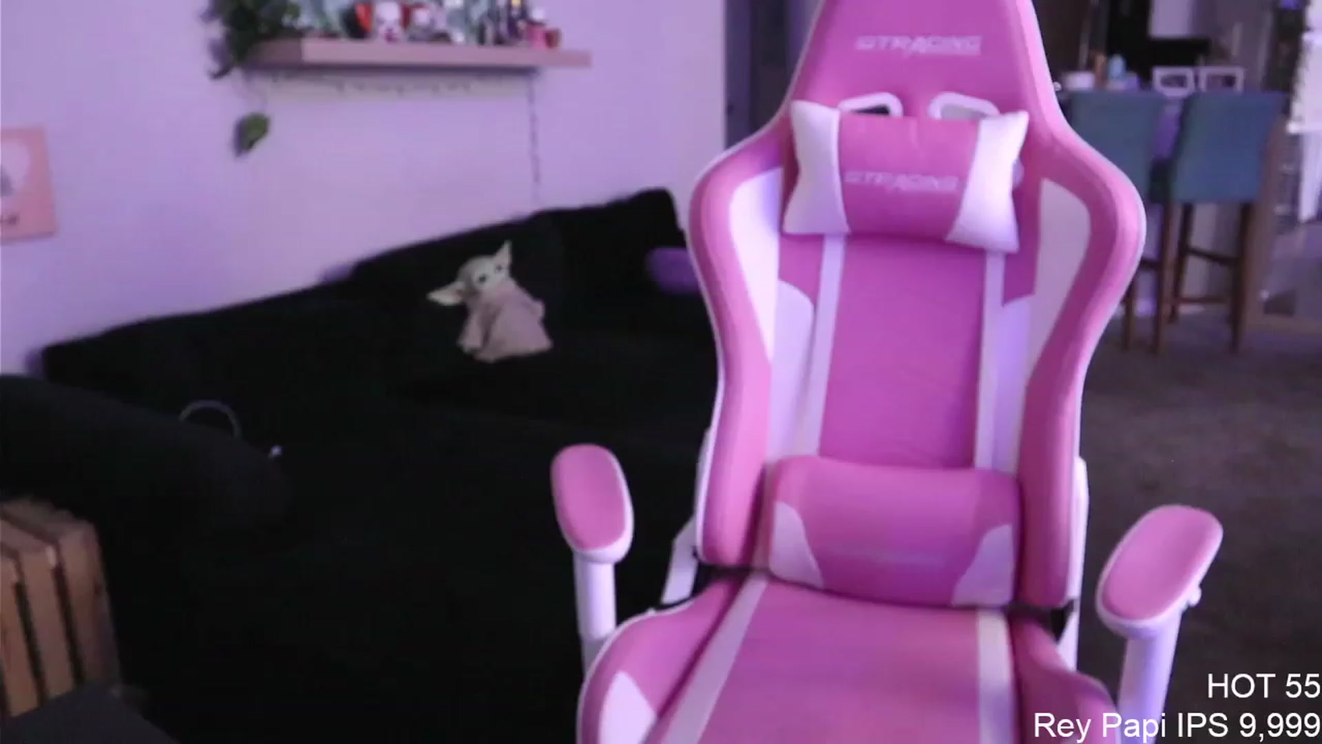 Gallery image thumbnail from PrincessCata's myfreecams stream on, 04/09/2023, 24:34 image 15 of 20