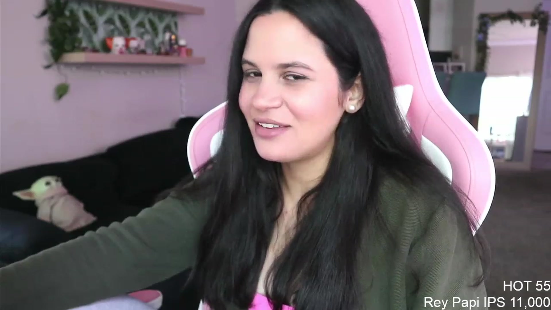 Gallery image thumbnail from PrincessCata's myfreecams stream on, 04/12/2023, 17:53 image 13 of 20