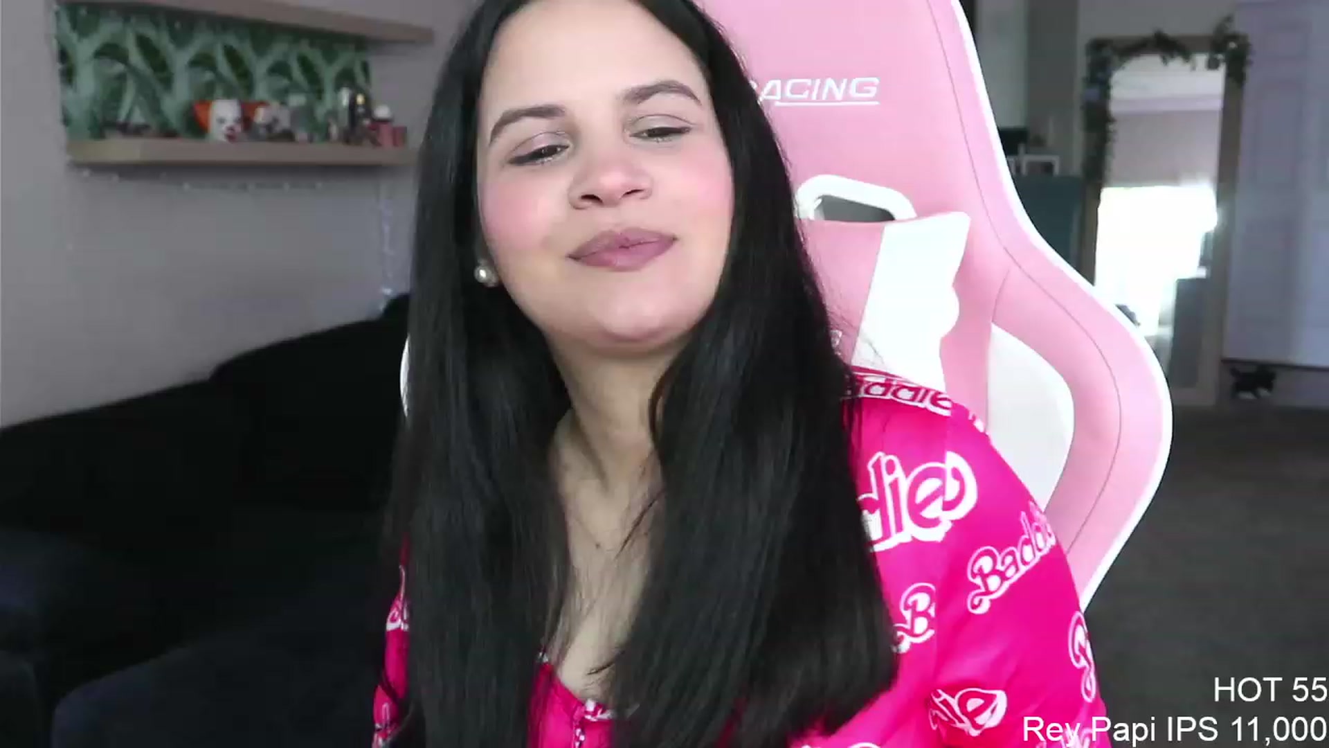 Gallery image thumbnail from PrincessCata's myfreecams stream on, 04/14/2023, 21:04 image 7 of 20