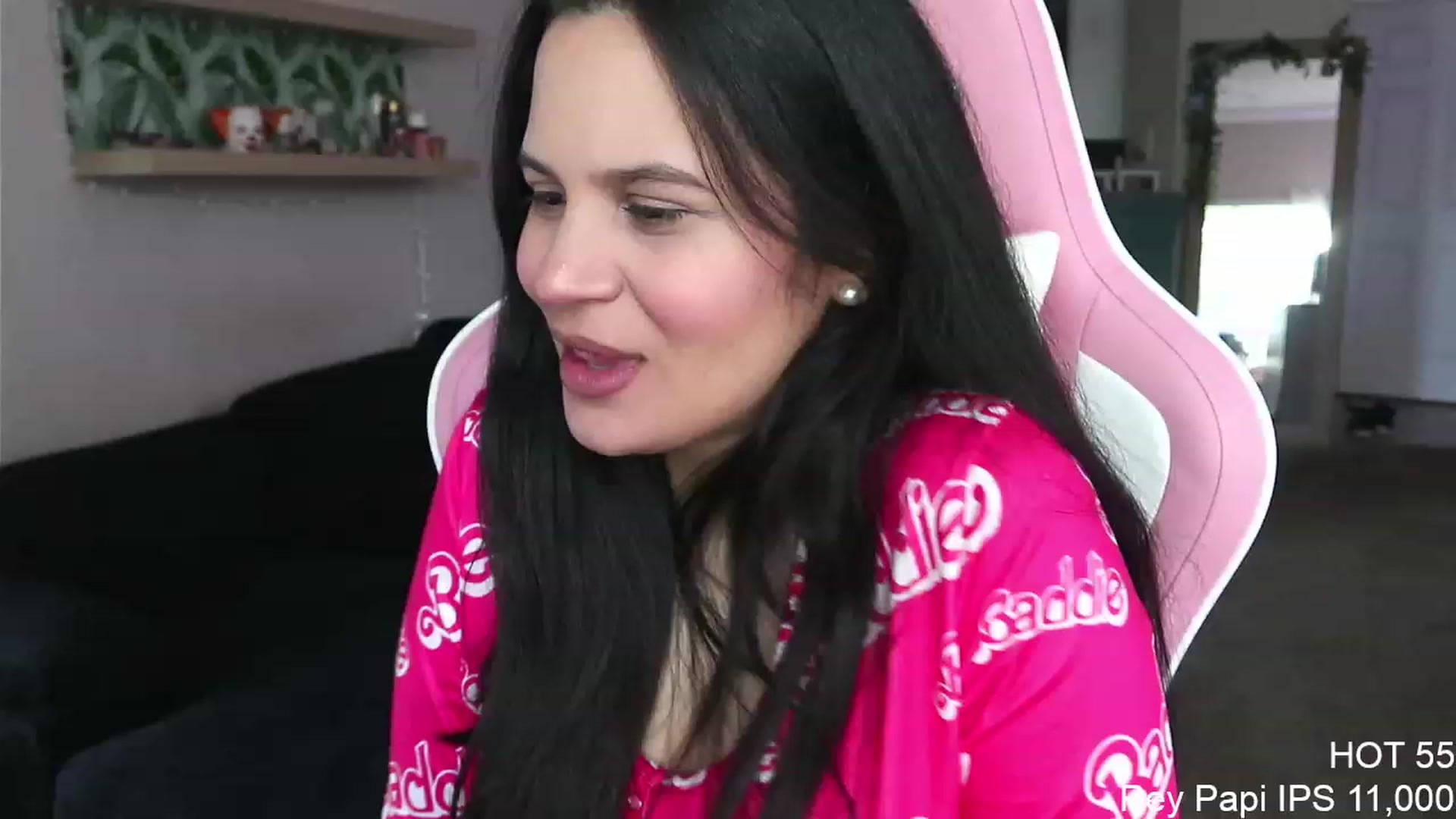 Gallery image thumbnail from PrincessCata's myfreecams stream on, 04/14/2023, 21:04 image 15 of 20