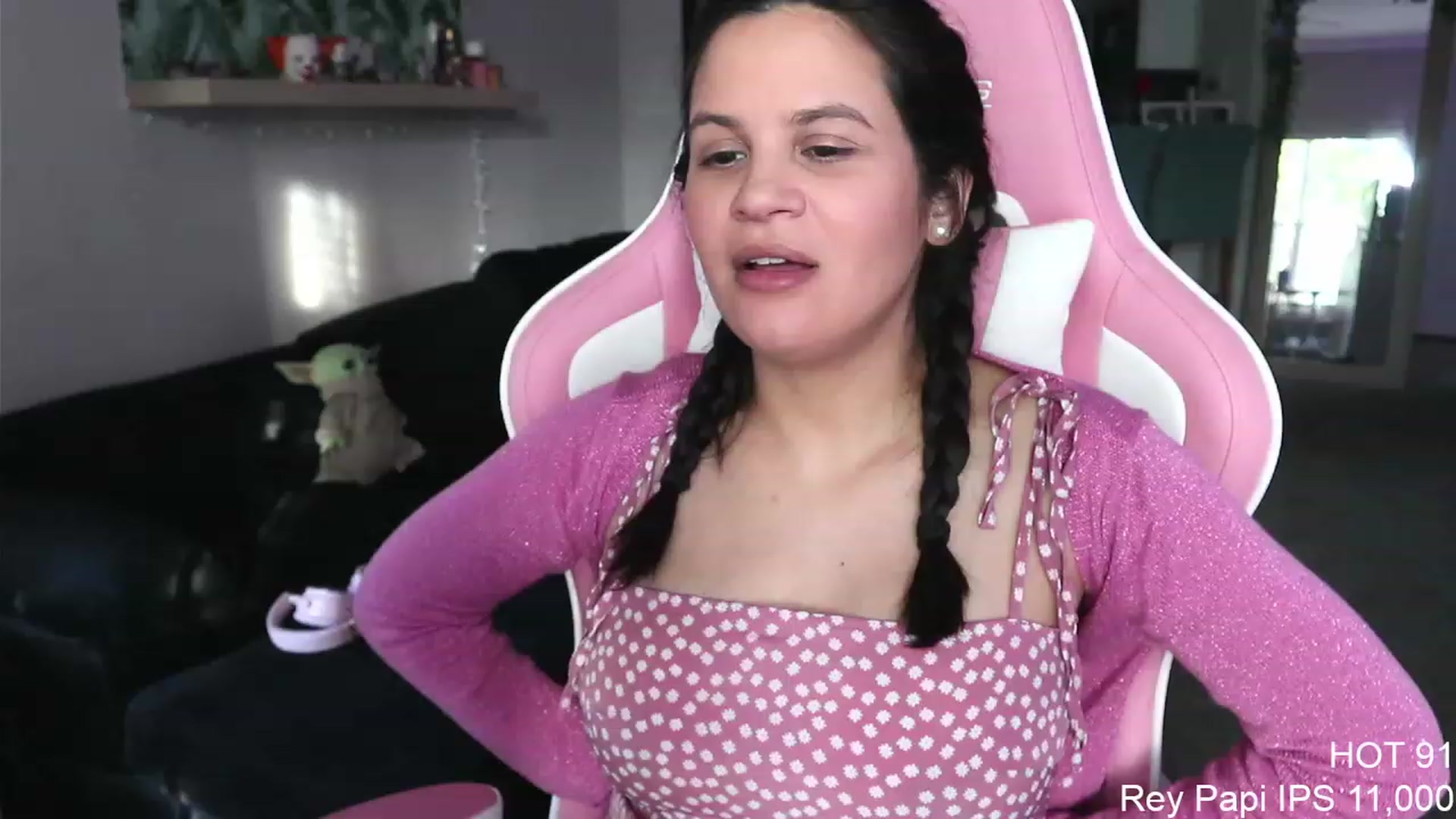Gallery image thumbnail from PrincessCata's myfreecams stream on, 04/15/2023, 23:12 image 3 of 20