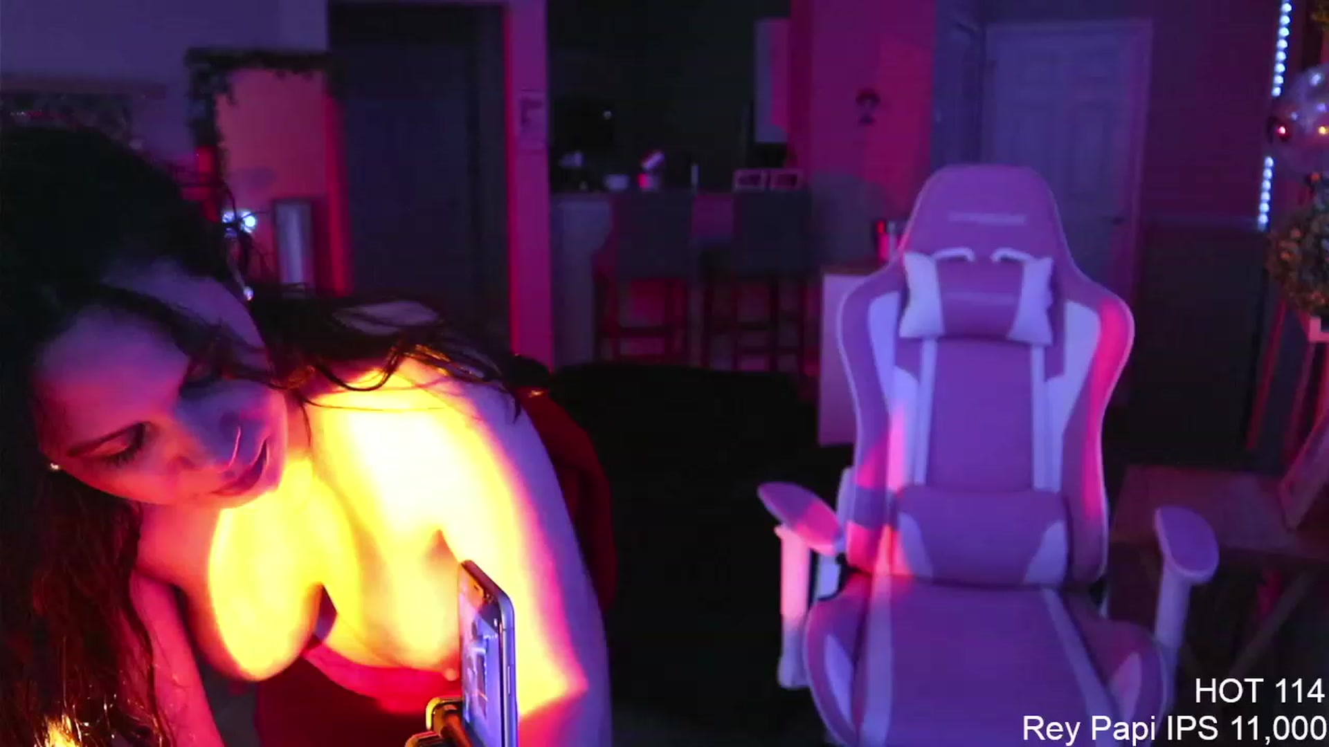 Gallery image thumbnail from PrincessCata's myfreecams stream on, 04/23/2023, 03:17 image 11 of 20