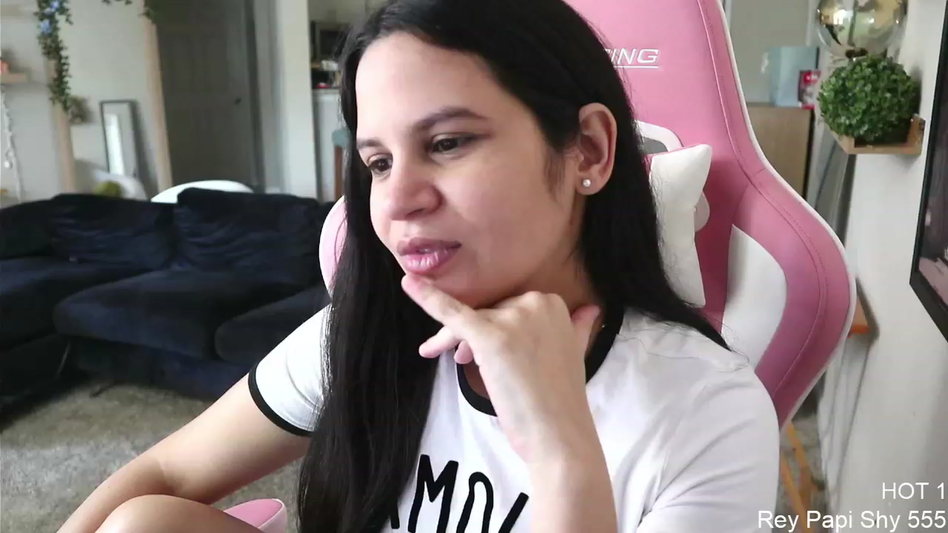 Gallery image thumbnail from PrincessCata's myfreecams stream on, 05/02/2023, 23:22 image 7 of 20