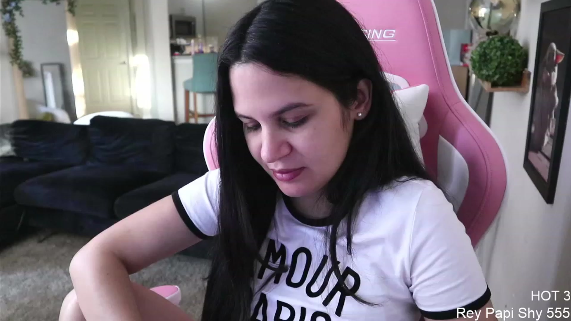 Gallery image thumbnail from PrincessCata's myfreecams stream on, 05/03/2023, 24:07 image 4 of 20