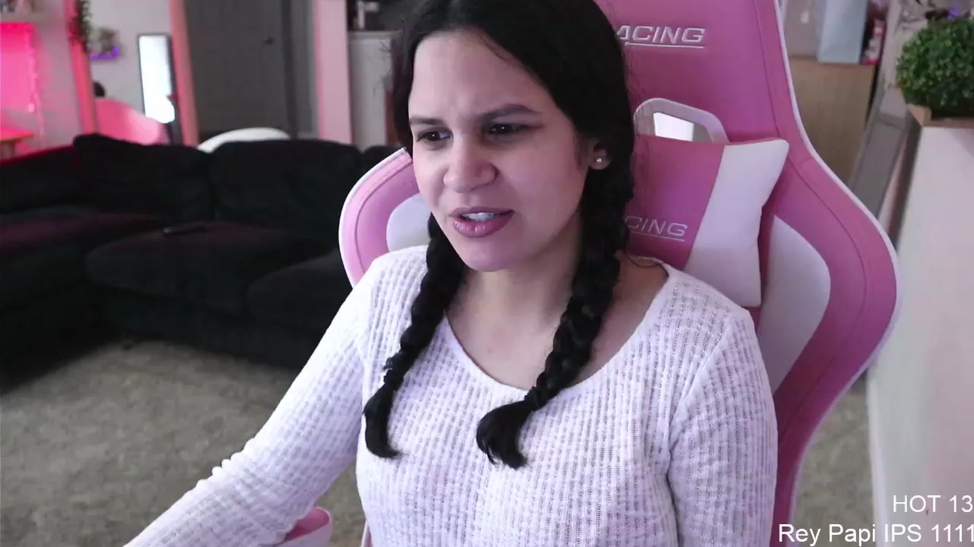 Gallery image thumbnail from PrincessCata's myfreecams stream on, 05/10/2023, 23:33 image 8 of 20