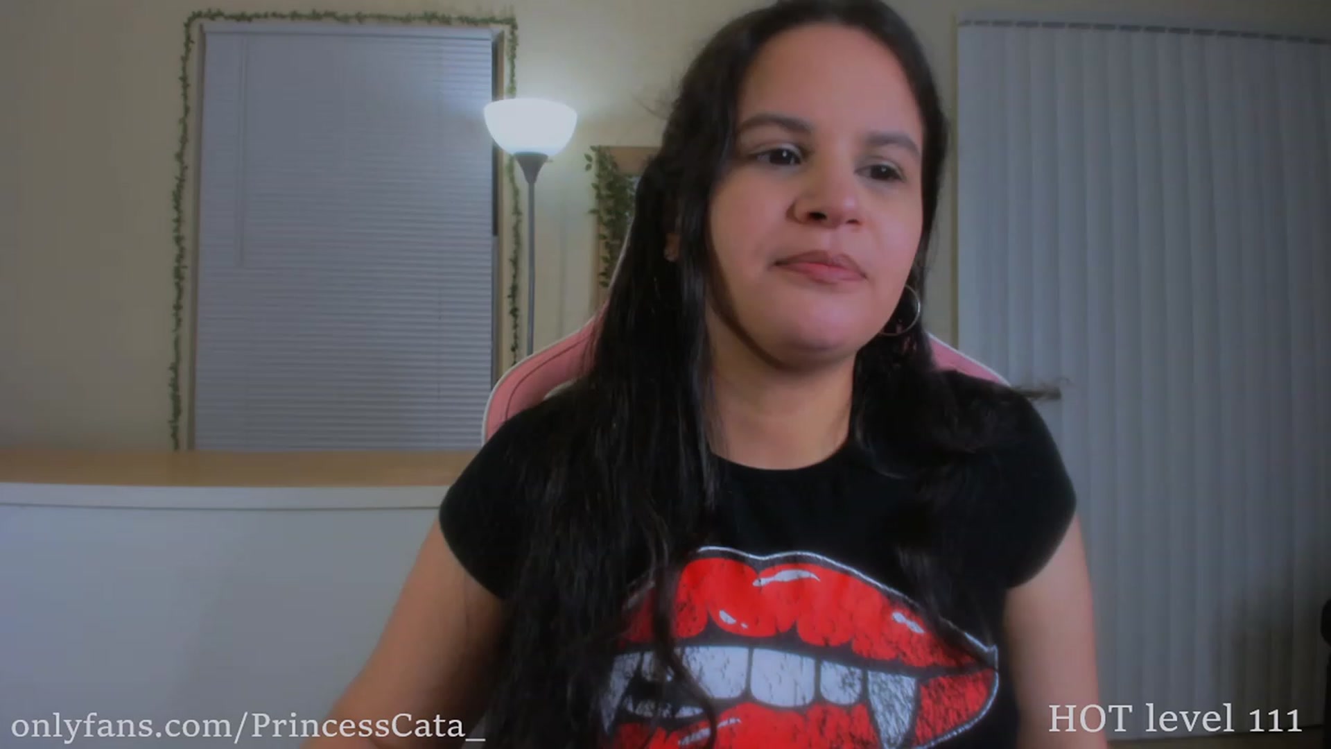 Gallery image thumbnail from PrincessCata's myfreecams stream on, 11/26/2023, 24:14 image 11 of 20