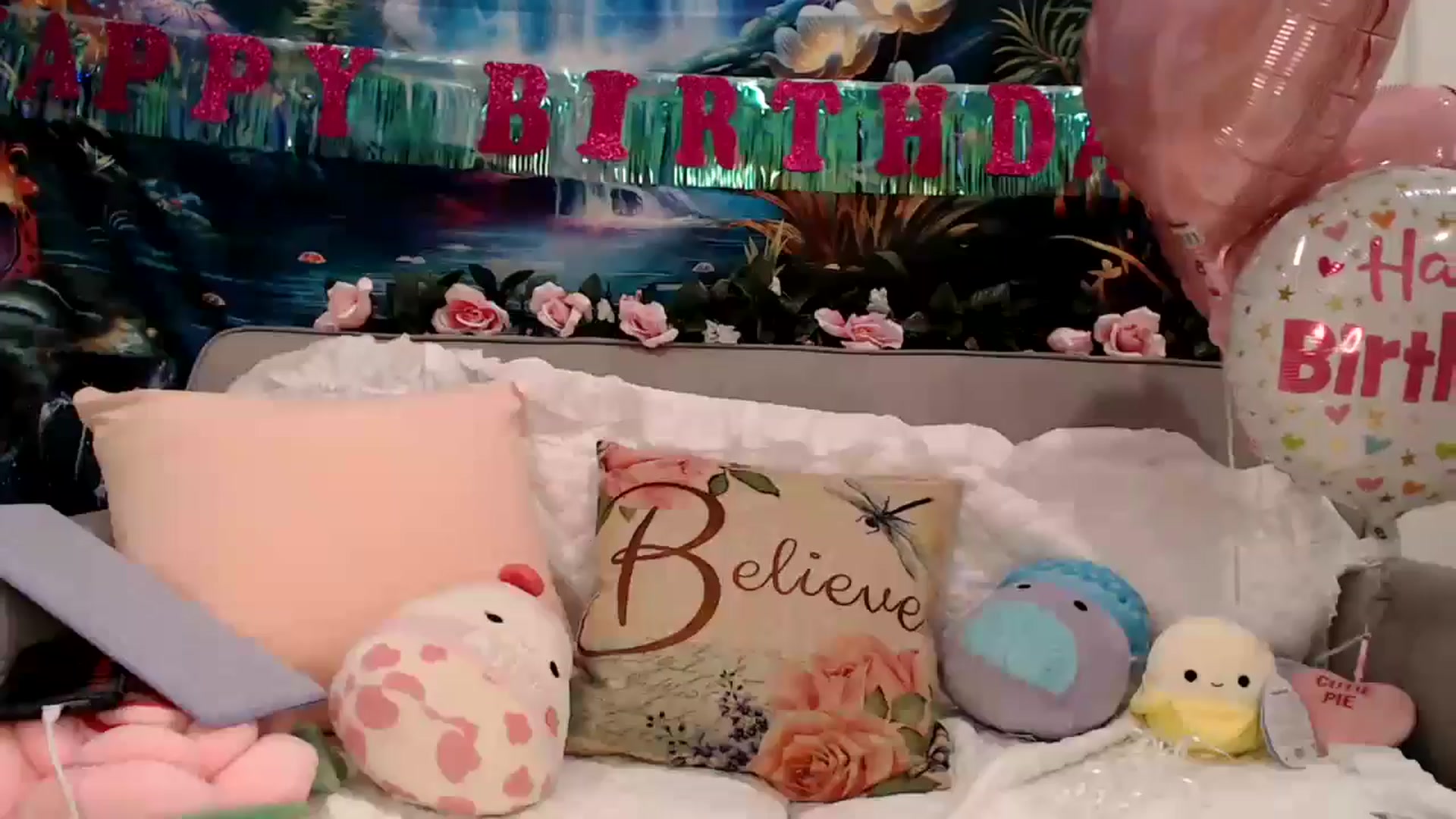 Gallery image thumbnail from PrincessEffie's myfreecams stream on, 07/28/2024, 09:32 image 11 of 20