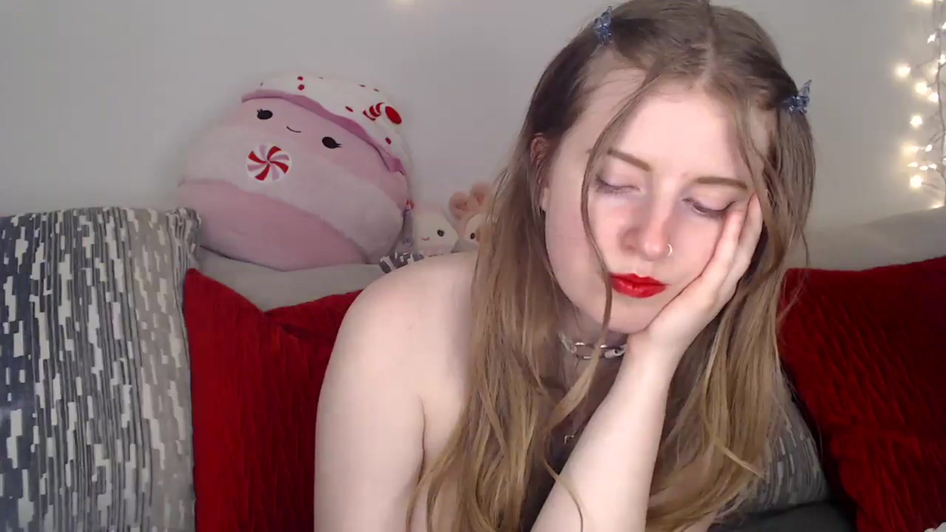 Gallery image thumbnail from PrincessEffie's myfreecams stream on, 03/20/2025, 04:05 image 13 of 20