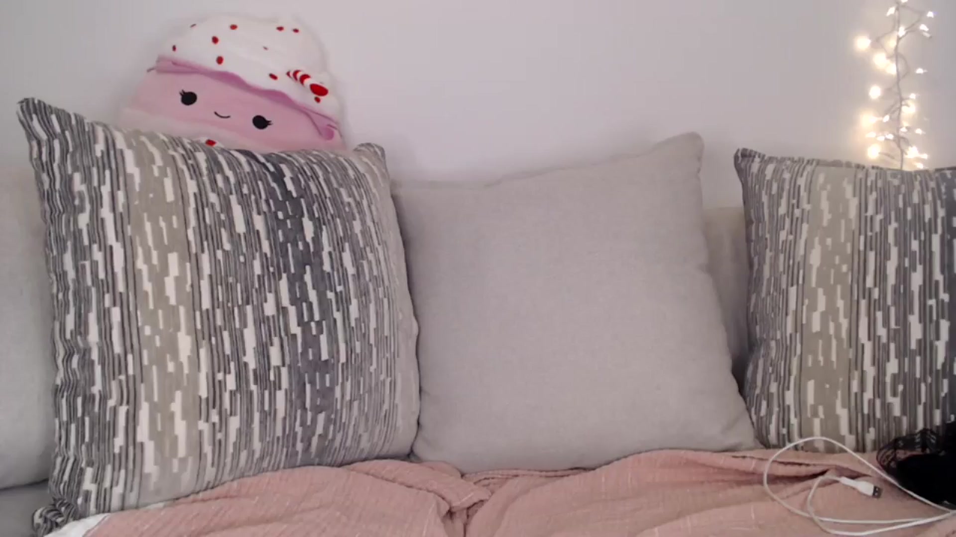 Gallery image thumbnail from PrincessEffie's myfreecams stream on, 03/21/2025, 06:00 image 12 of 20