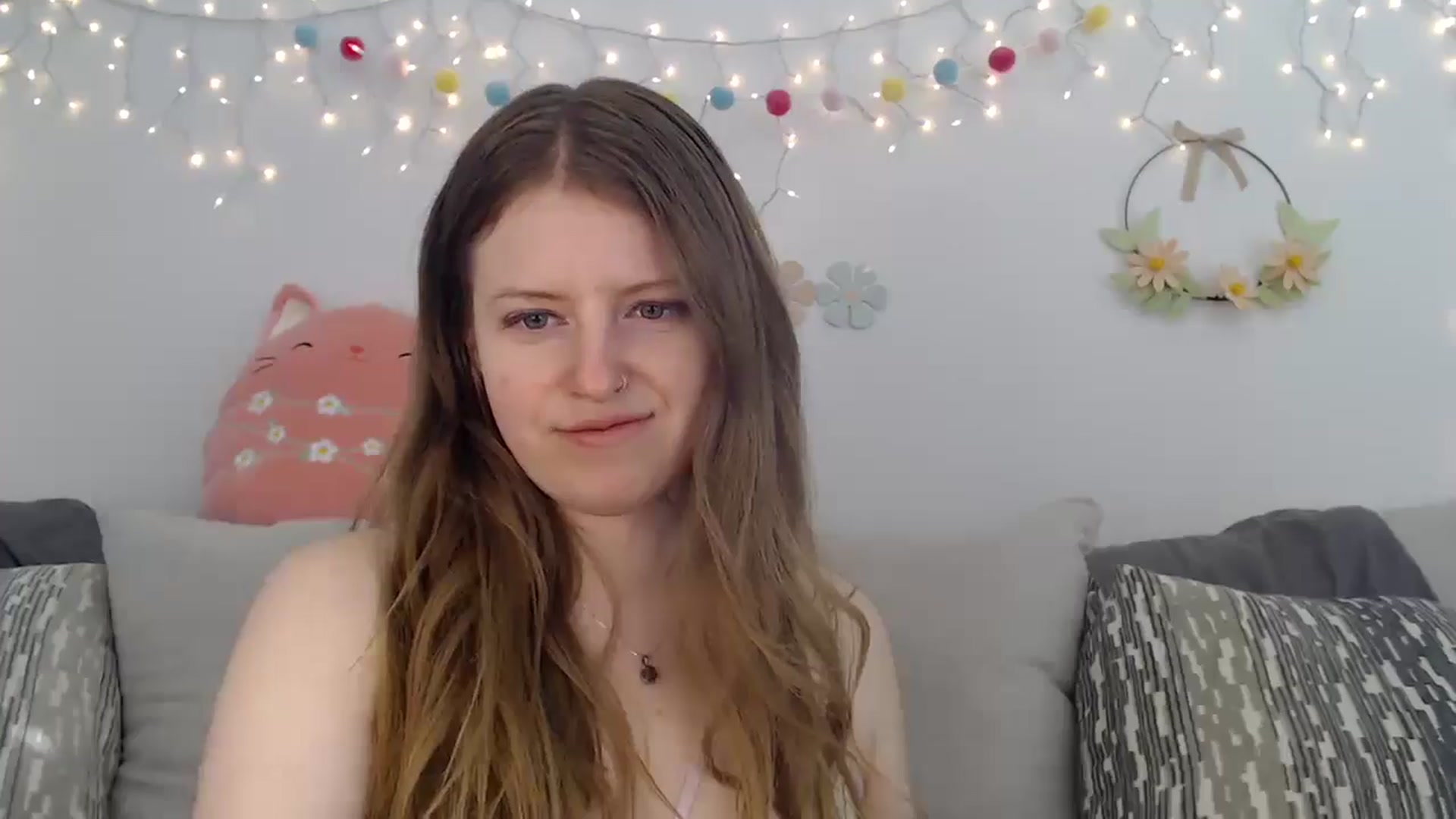 Gallery image thumbnail from PrincessEffie's myfreecams stream on, 03/28/2025, 14:23 image 5 of 20
