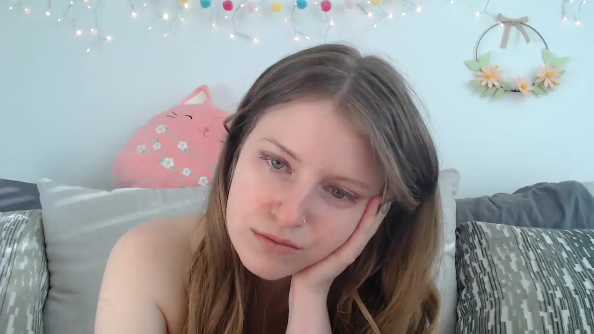 Gallery image thumbnail from PrincessEffie's myfreecams stream on, 03/28/2025, 14:53 image 17 of 20