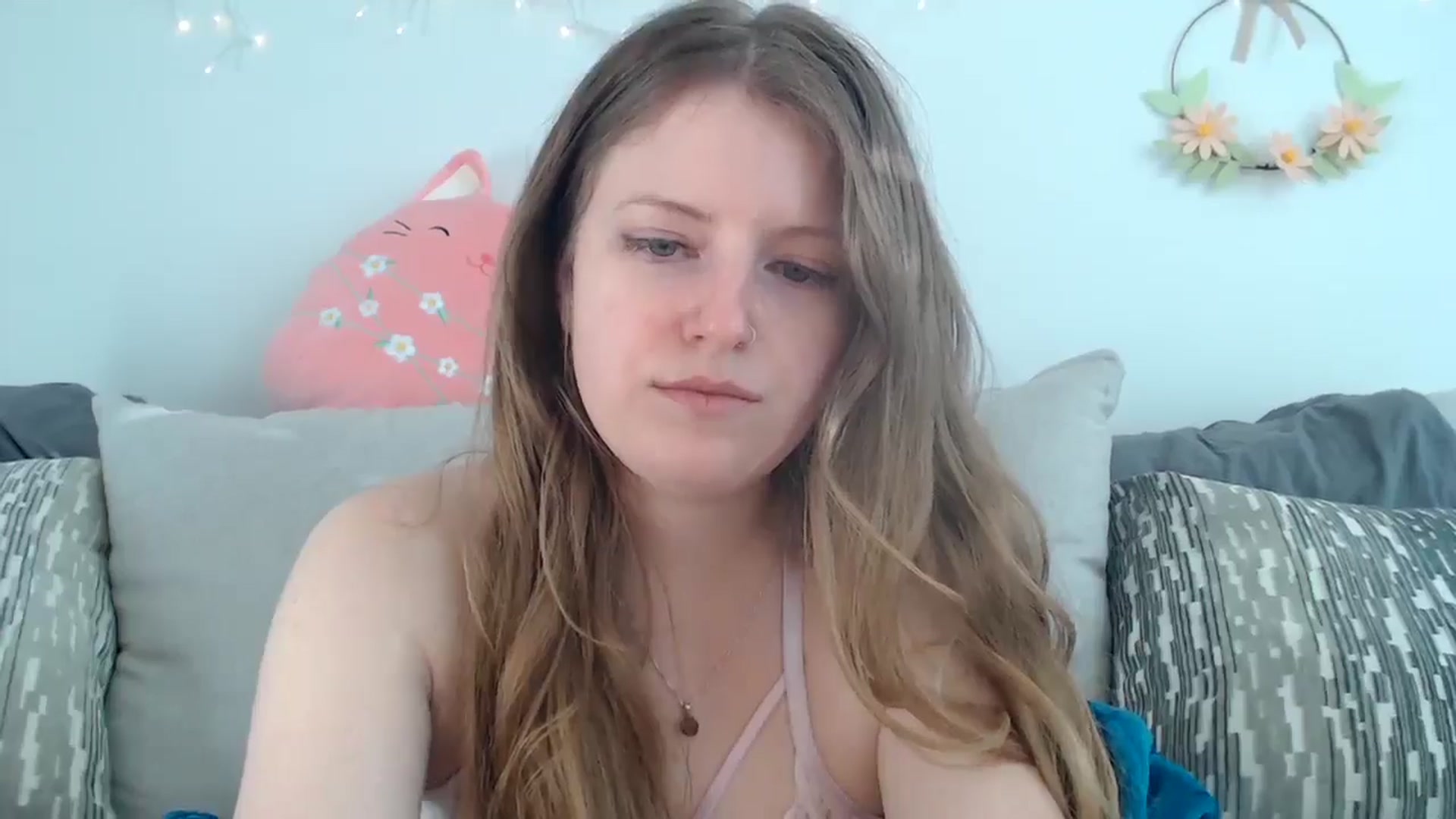 Gallery image thumbnail from PrincessEffie's myfreecams stream on, 03/28/2025, 14:53 image 11 of 20