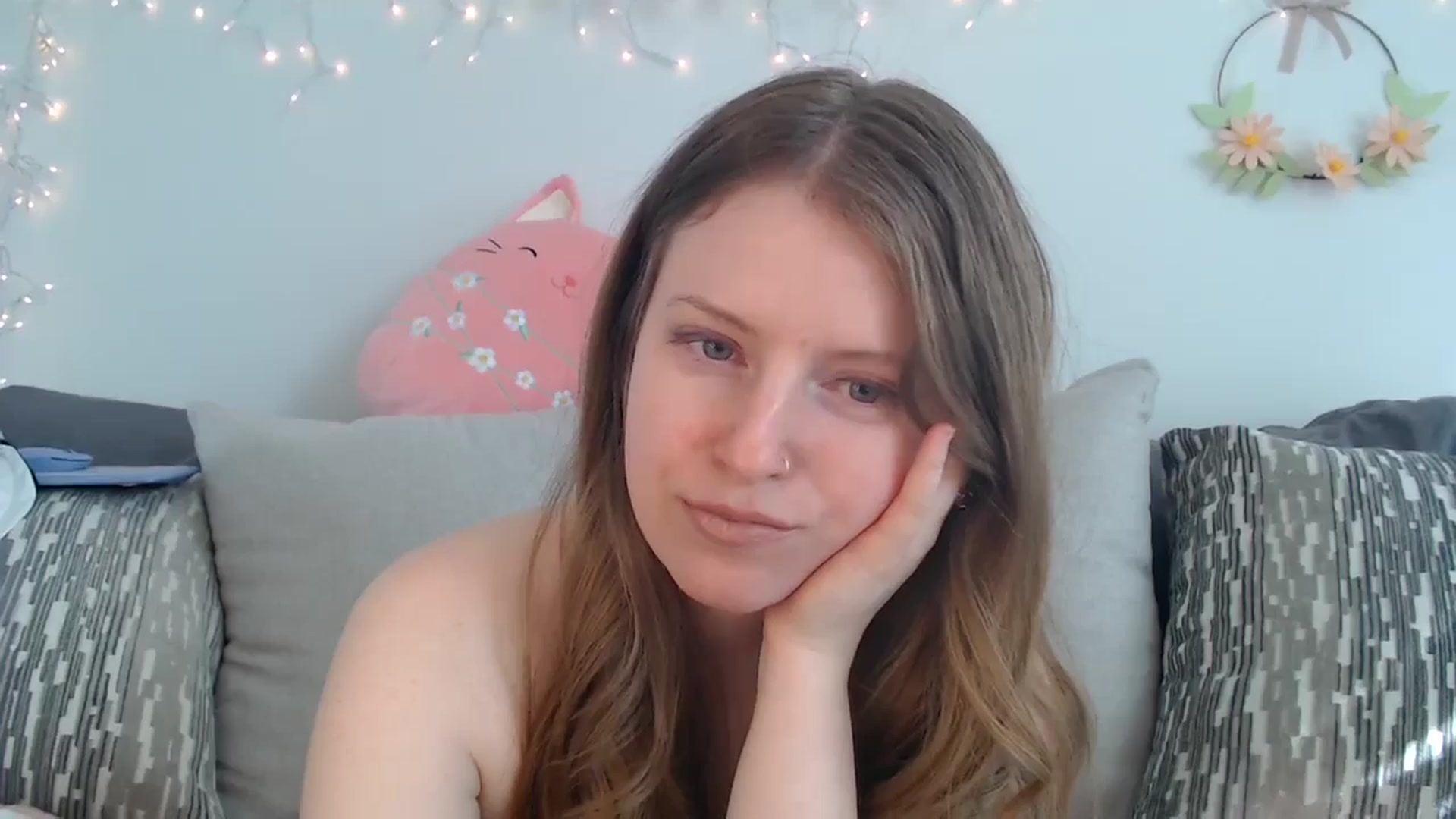 Gallery image thumbnail from PrincessEffie's myfreecams stream on, 03/28/2025, 16:27 image 13 of 20