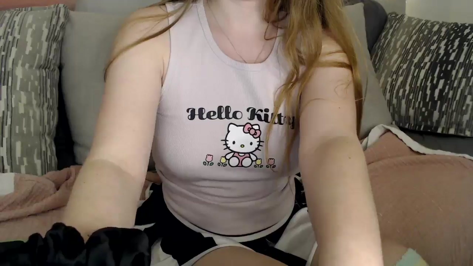 Gallery image thumbnail from PrincessEffie's myfreecams stream on, 04/04/2025, 06:31 image 17 of 20