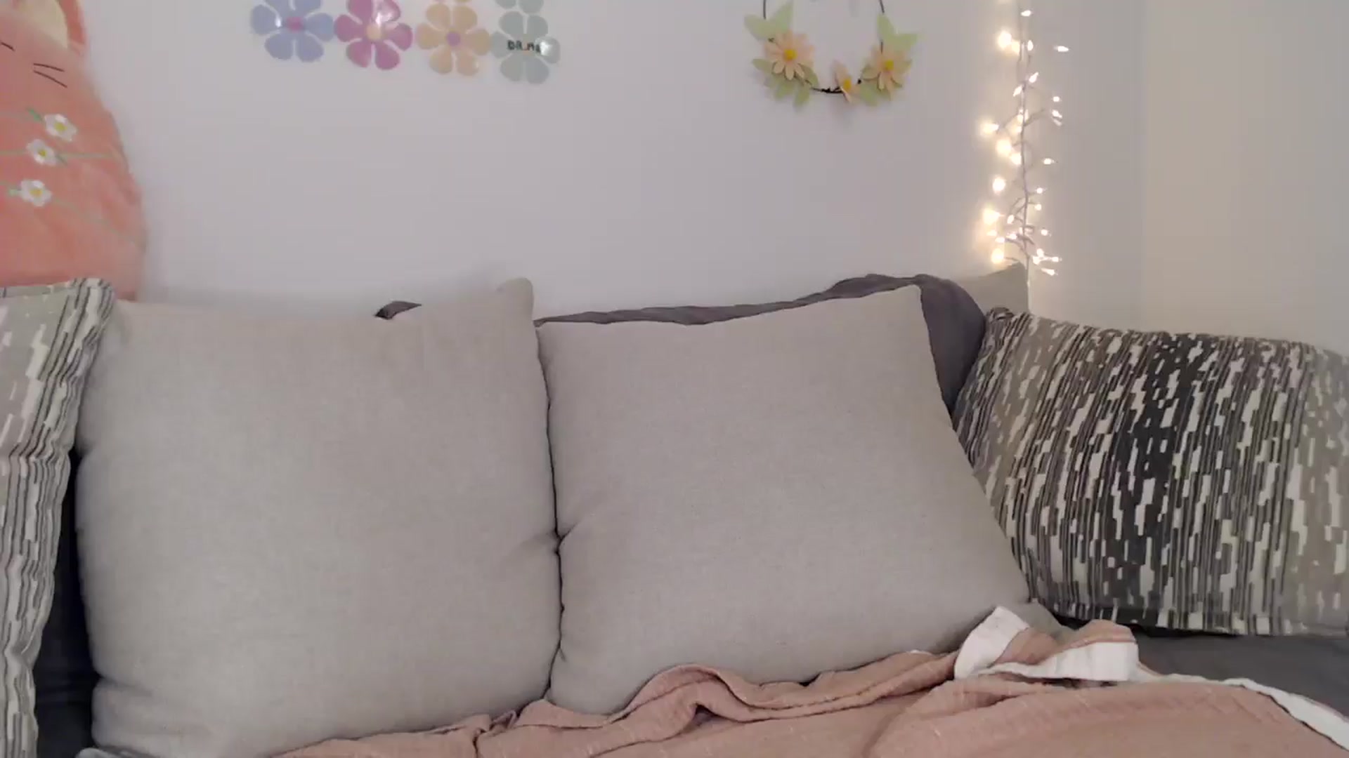 Gallery image thumbnail from PrincessEffie's myfreecams stream on, 04/04/2025, 06:31 image 11 of 20