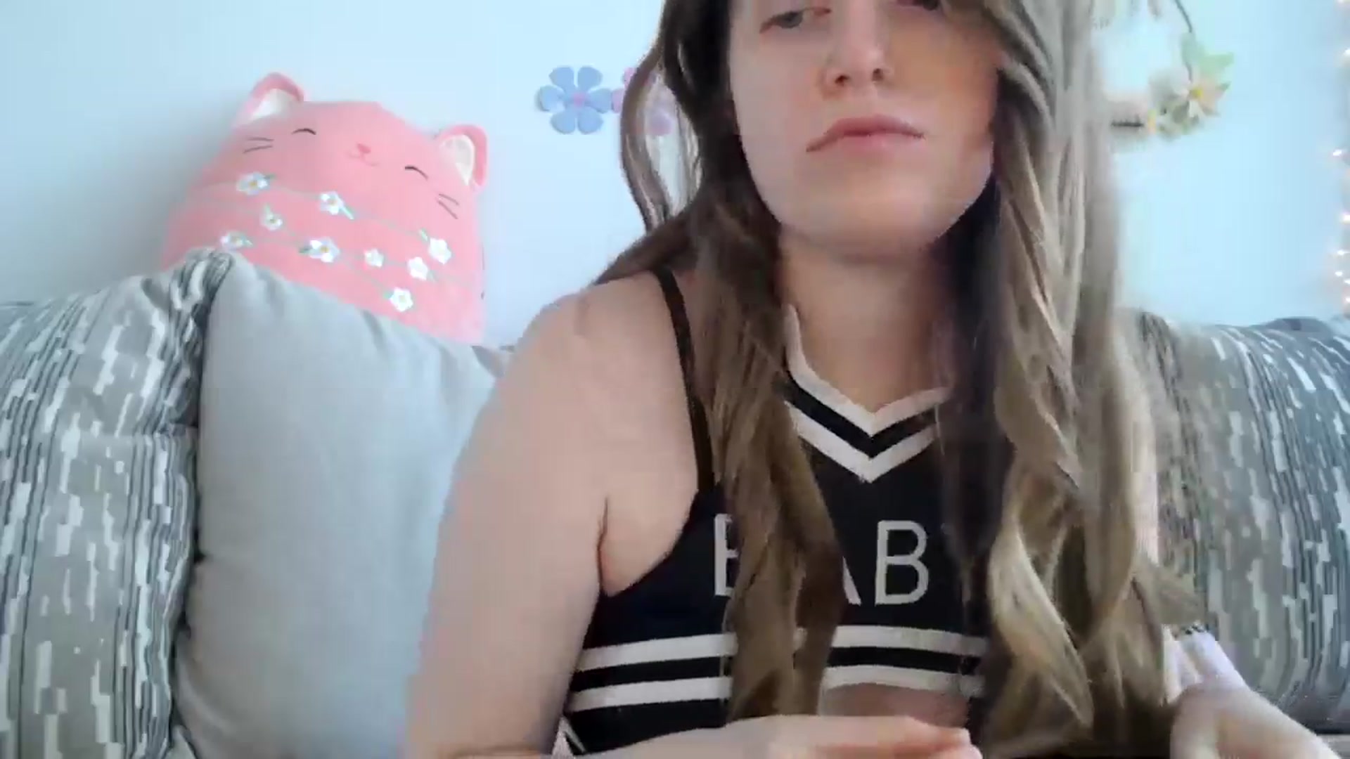 Gallery image thumbnail from PrincessEffie's myfreecams stream on, 04/04/2025, 21:14 image 7 of 20
