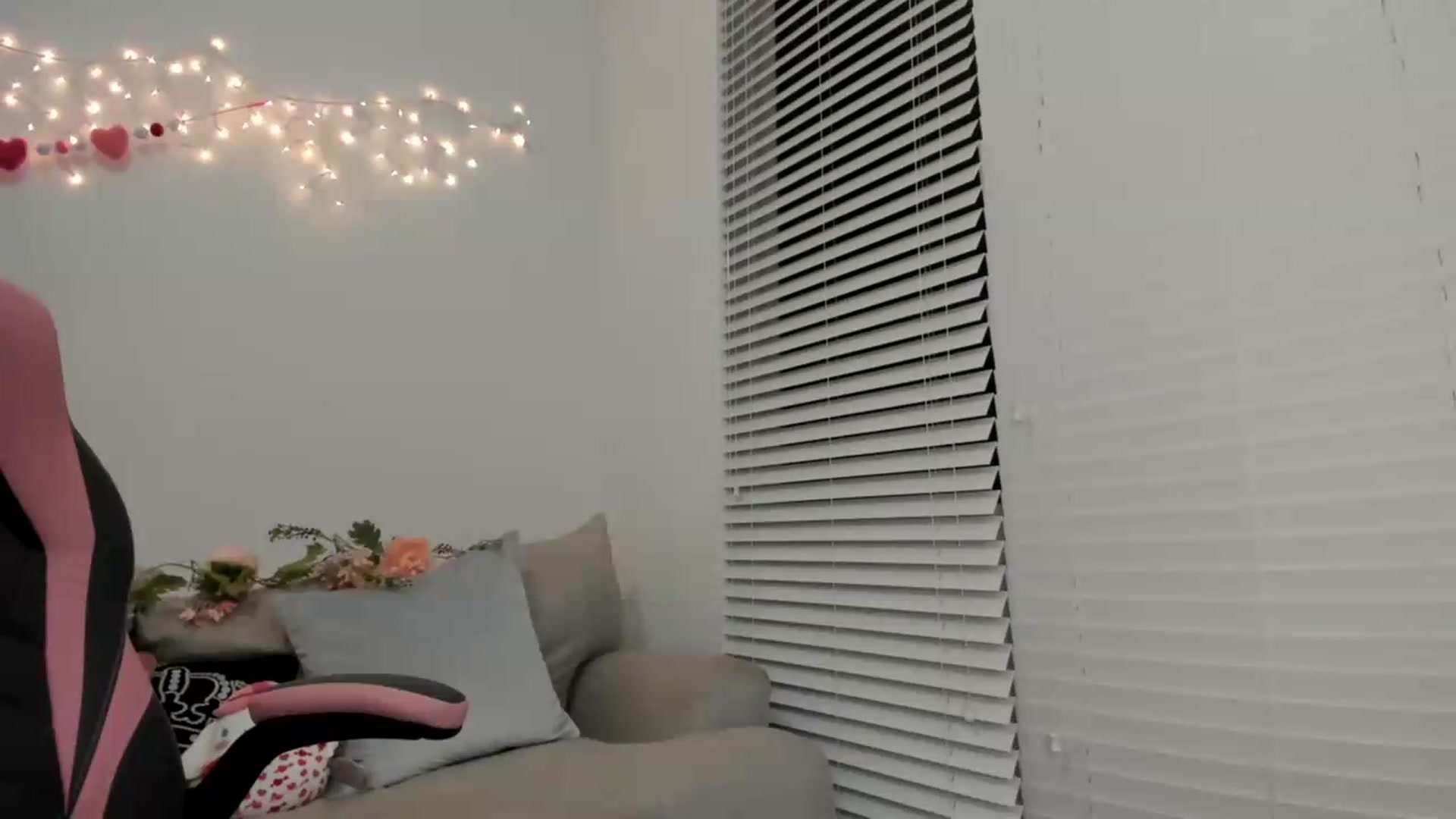 Gallery image thumbnail from PrincessEffie's myfreecams stream on, 06/04/2026, 04:18 image 20 of 20
