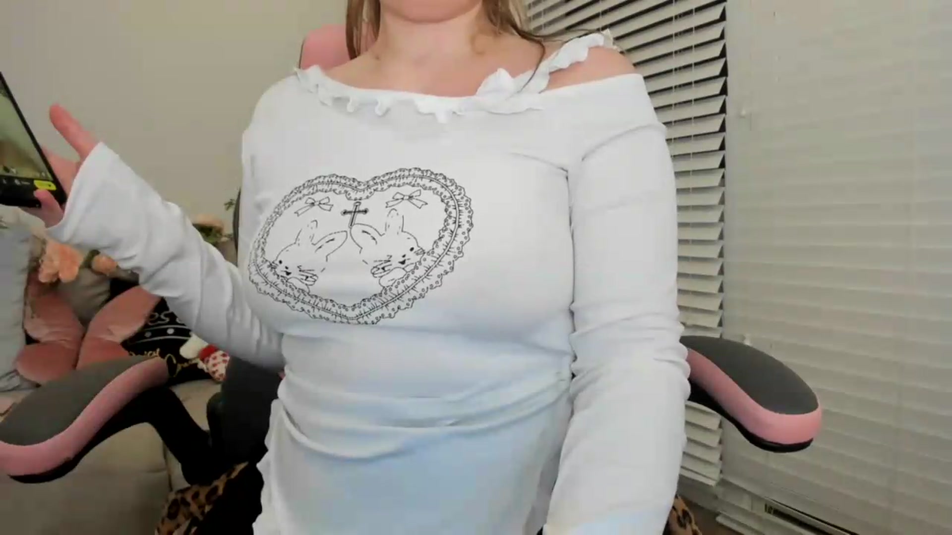 Gallery image thumbnail from PrincessEffie's myfreecams stream on, 06/04/2026, 04:18 image 8 of 20