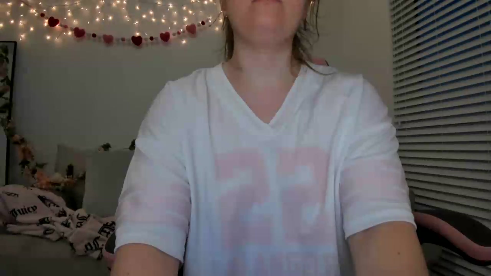 Gallery image thumbnail from PrincessEffie's myfreecams stream on, 06/04/2026, 04:18 image 4 of 20