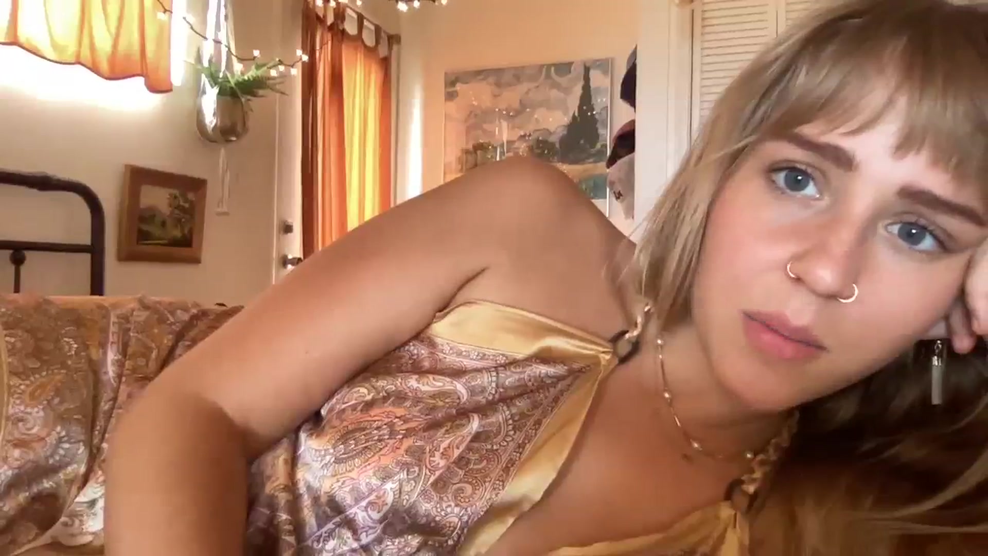 Gallery image thumbnail from PrincessElla_'s myfreecams stream on, 08/10/2023, 21:49 image 20 of 20
