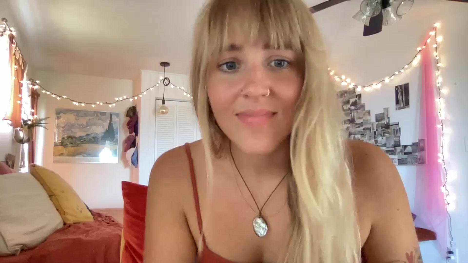 Gallery image thumbnail from PrincessElla_'s myfreecams stream on, 09/05/2023, 23:40 image 7 of 20