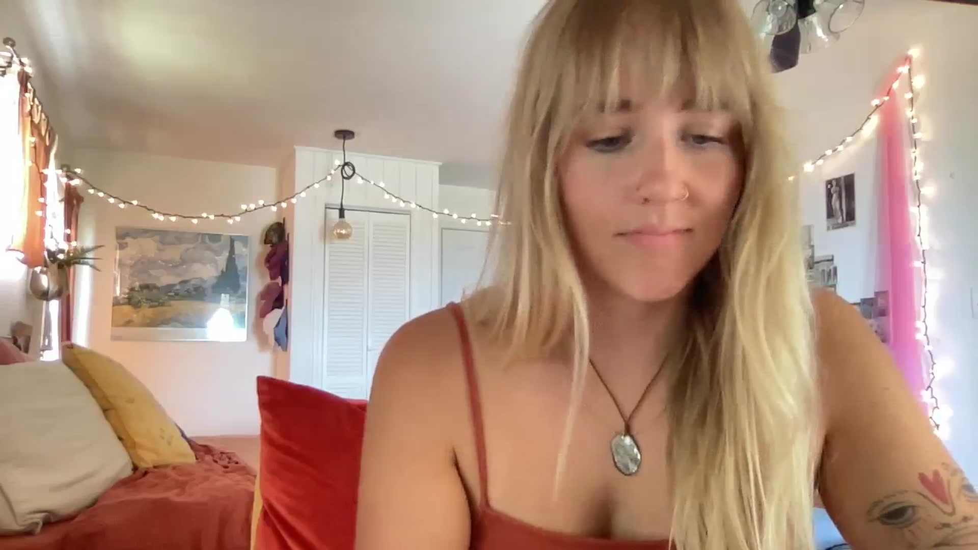 Gallery image thumbnail from PrincessElla_'s myfreecams stream on, 09/05/2023, 23:40 image 8 of 20