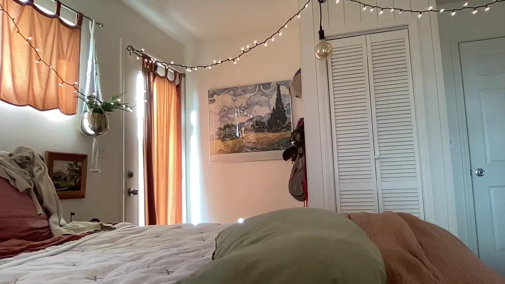 Gallery image thumbnail from PrincessElla_'s myfreecams stream on, 09/20/2023, 02:41 image 18 of 20