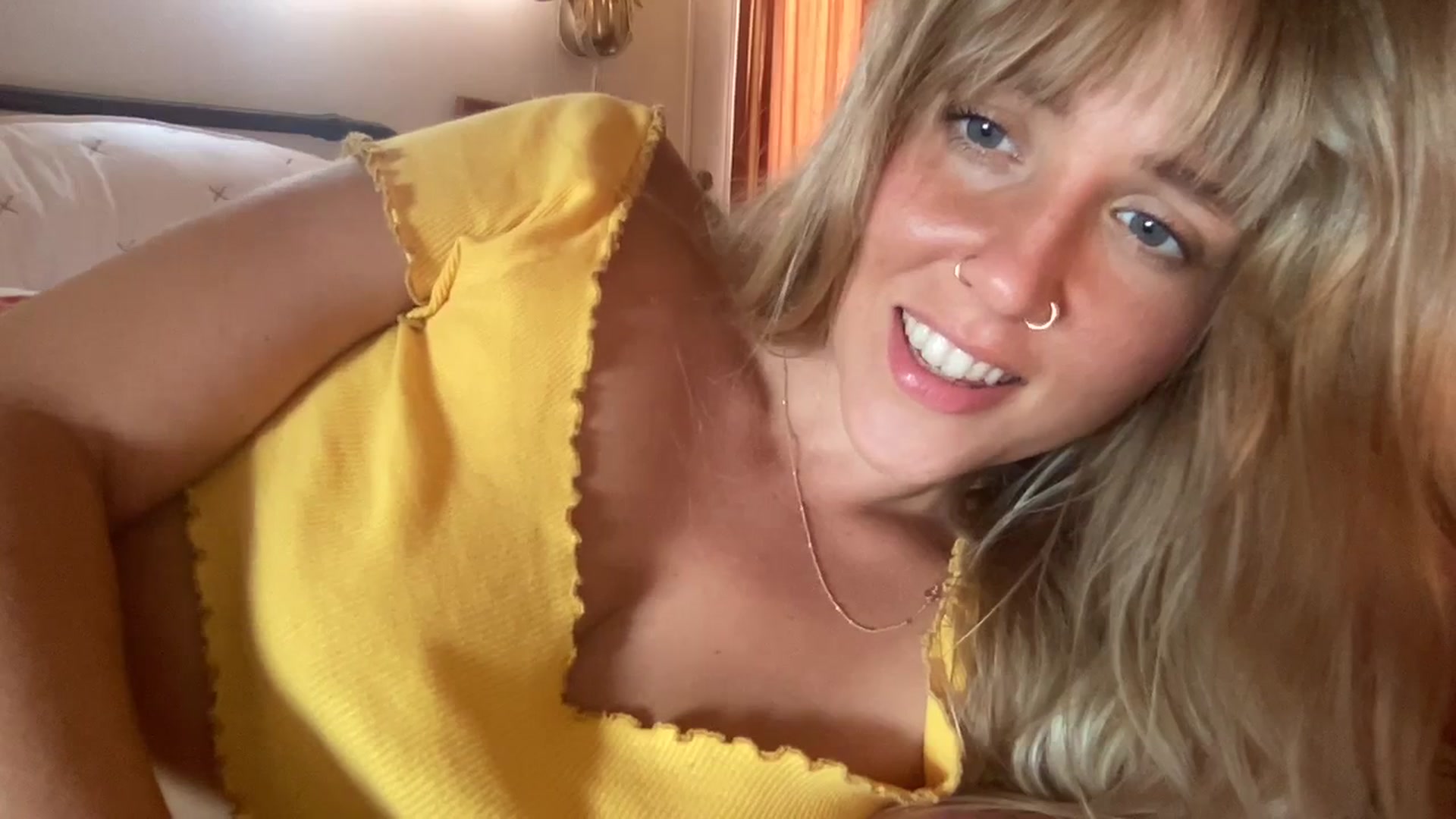 Gallery image thumbnail from PrincessElla_'s myfreecams stream on, 10/02/2023, 01:22 image 20 of 20