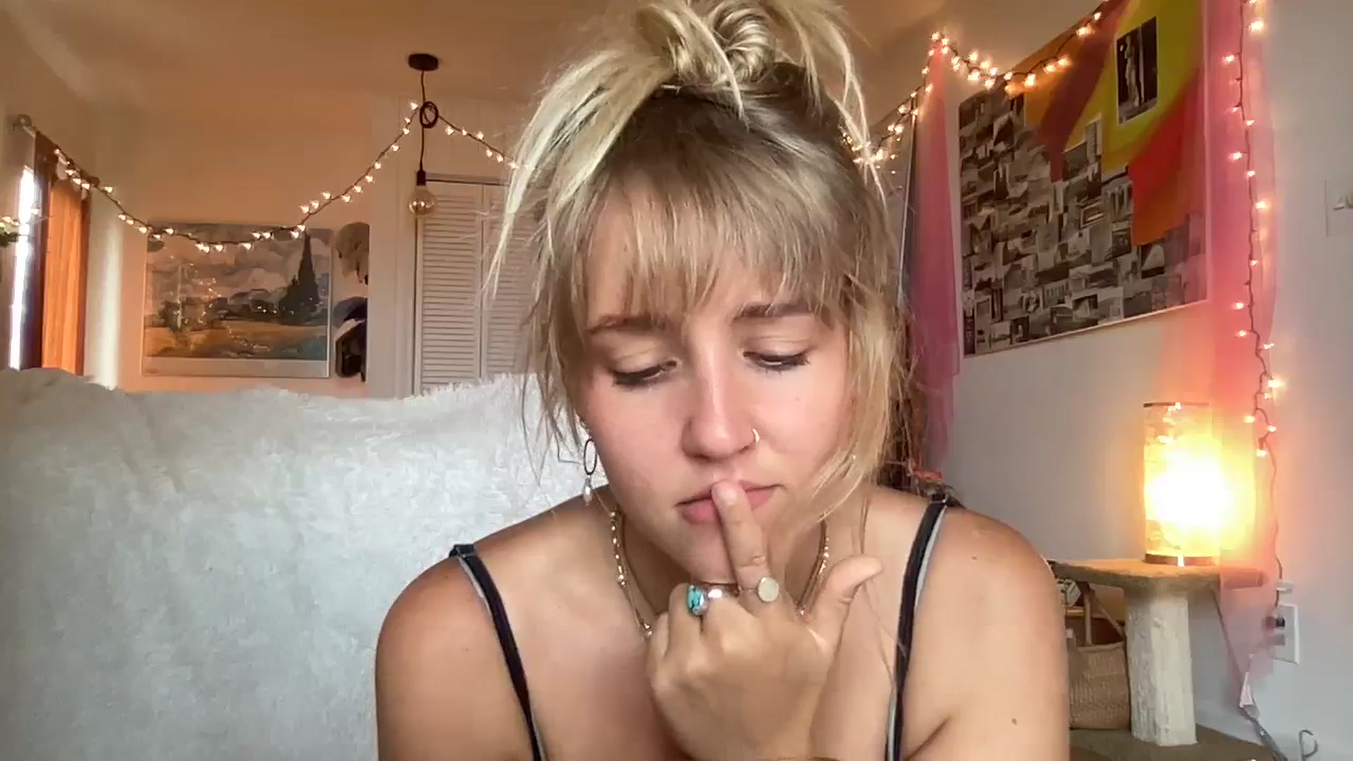 Gallery image thumbnail from PrincessElla_'s myfreecams stream on, 10/09/2023, 24:35 image 7 of 20