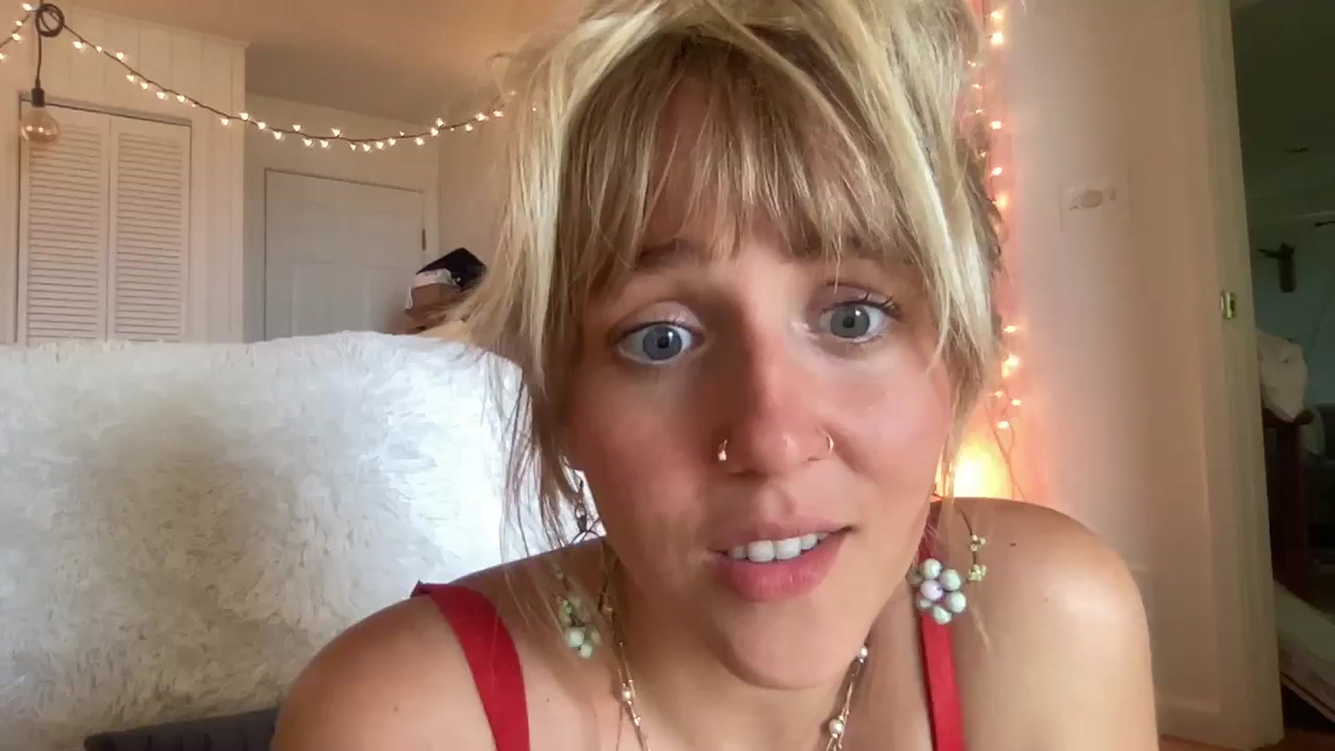 Gallery image thumbnail from PrincessElla_'s myfreecams stream on, 10/13/2023, 20:03 image 14 of 20