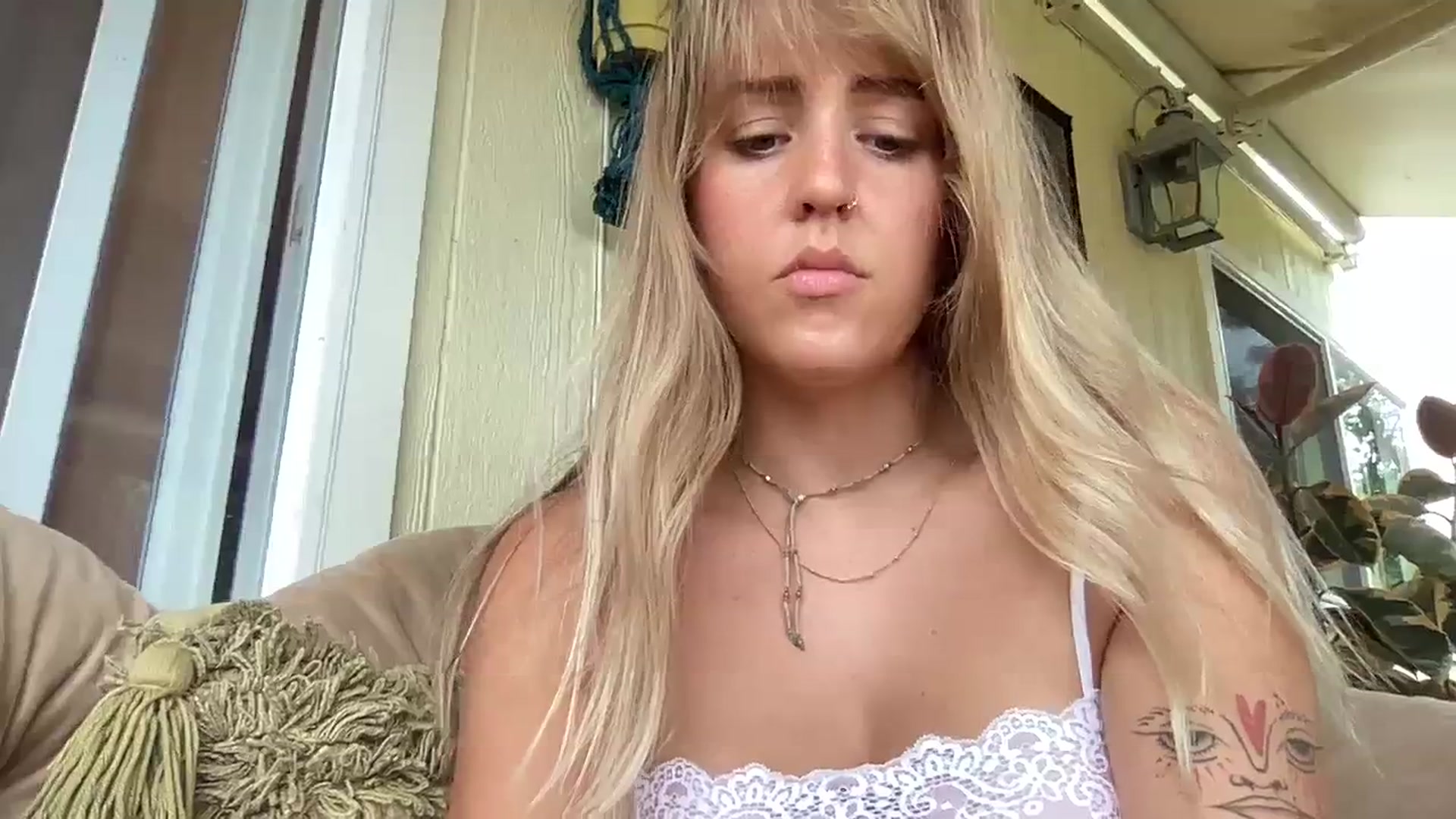 Gallery image thumbnail from PrincessElla_'s myfreecams stream on, 11/11/2023, 23:35 image 19 of 20