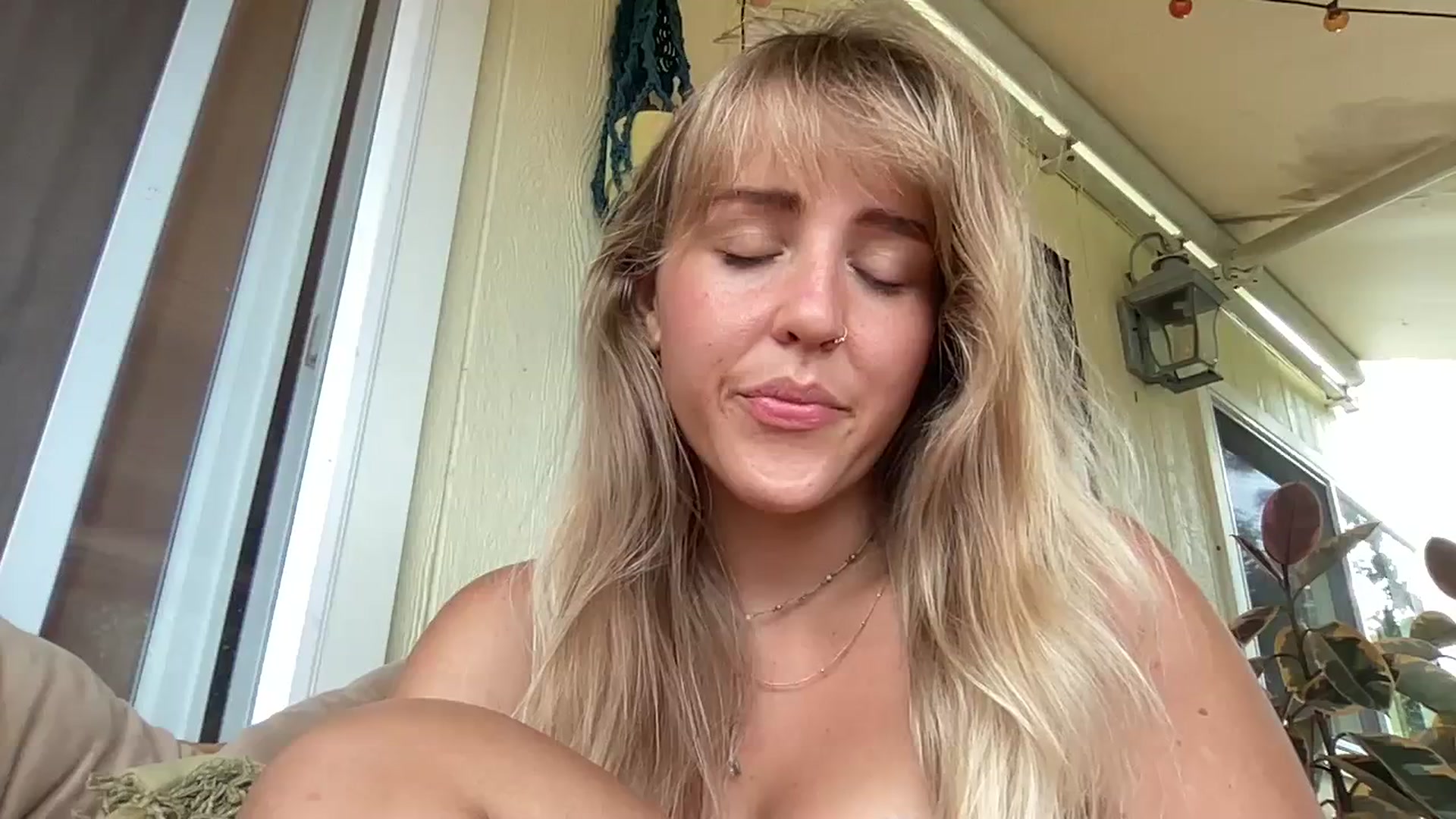 Gallery image thumbnail from PrincessElla_'s myfreecams stream on, 11/11/2023, 23:35 image 11 of 20