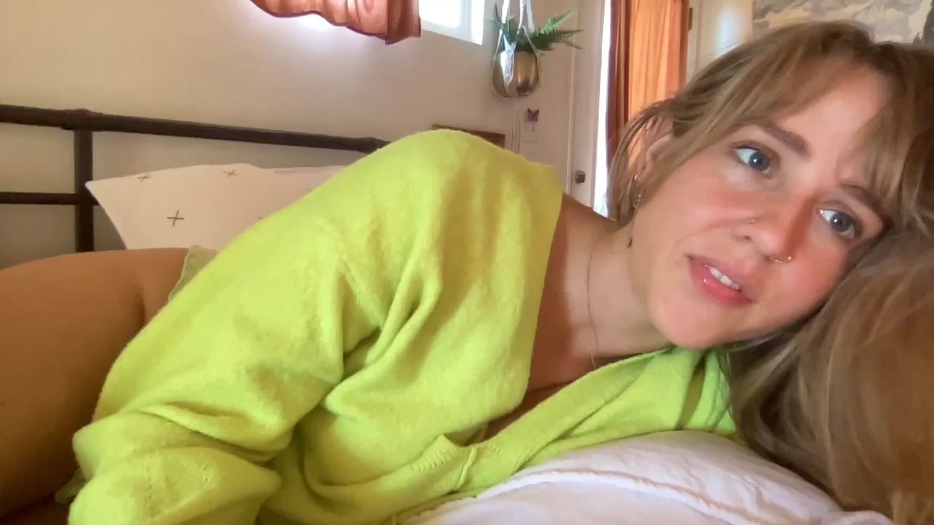 Gallery image thumbnail from PrincessElla_'s myfreecams stream on, 11/21/2023, 22:04 image 20 of 20