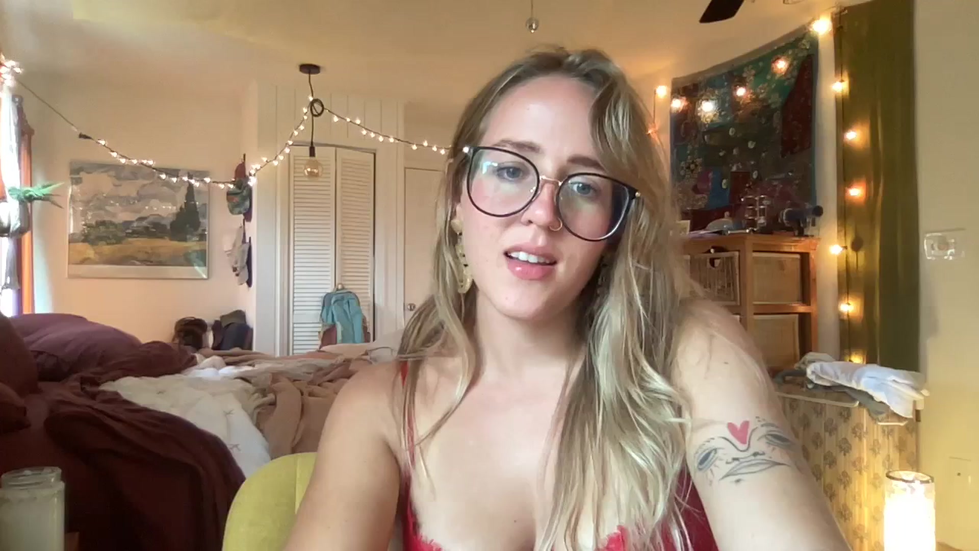 Gallery image thumbnail from PrincessElla_'s myfreecams stream on, 02/02/2024, 23:15 image 16 of 20
