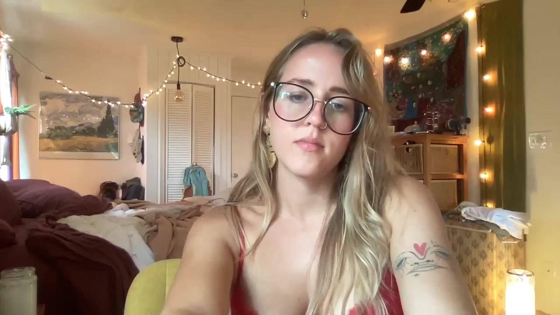 Gallery image thumbnail from PrincessElla_'s myfreecams stream on, 02/02/2024, 23:15 image 18 of 20