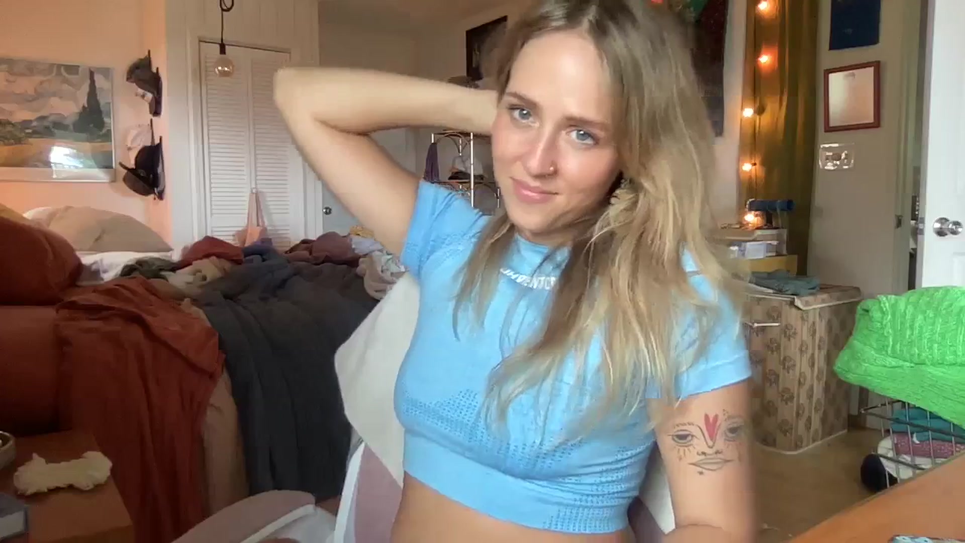 Gallery image thumbnail from PrincessElla_'s myfreecams stream on, 02/27/2024, 10:01 image 2 of 20