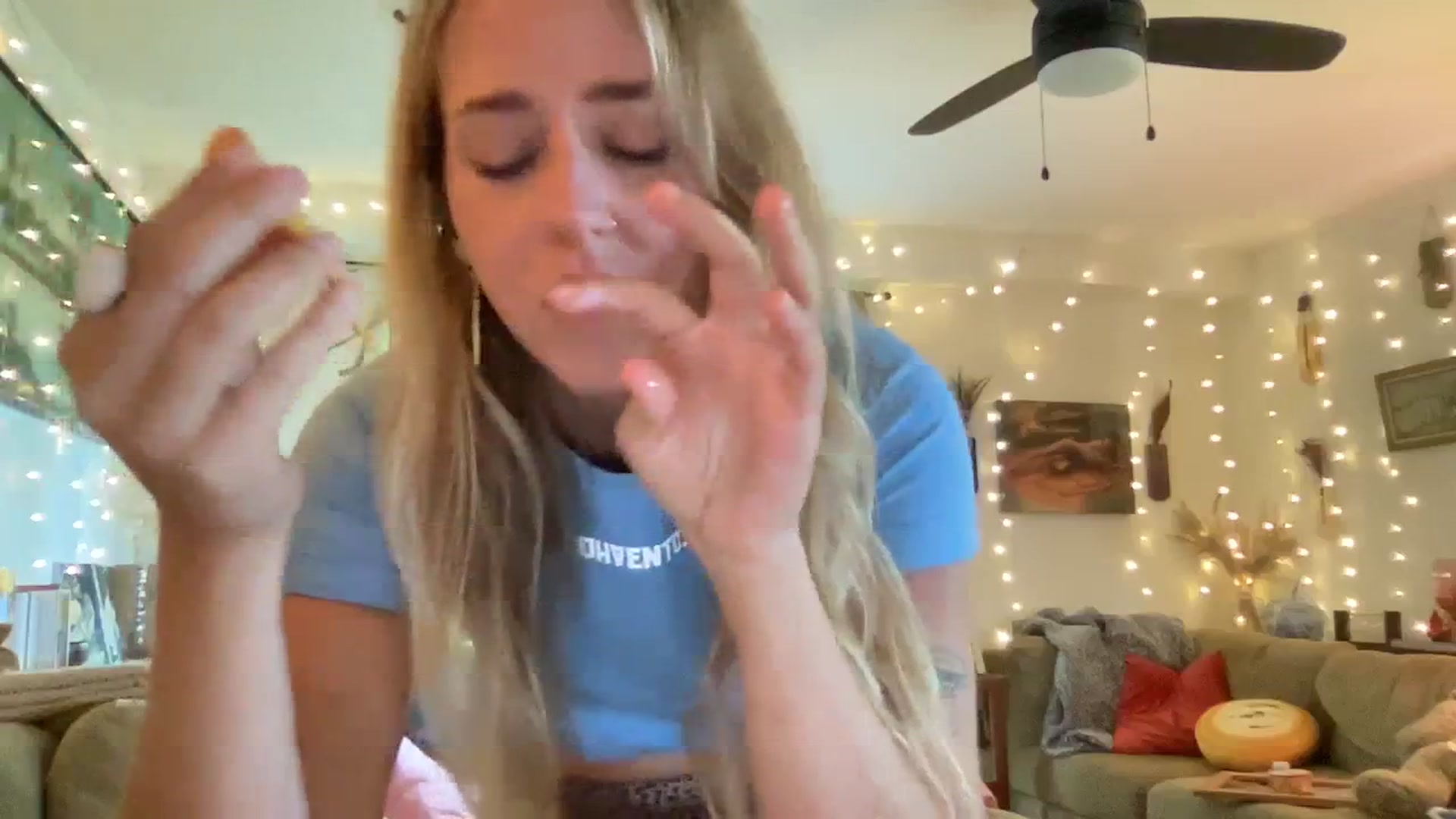 Gallery image thumbnail from PrincessElla_'s myfreecams stream on, 02/27/2024, 10:01 image 16 of 20