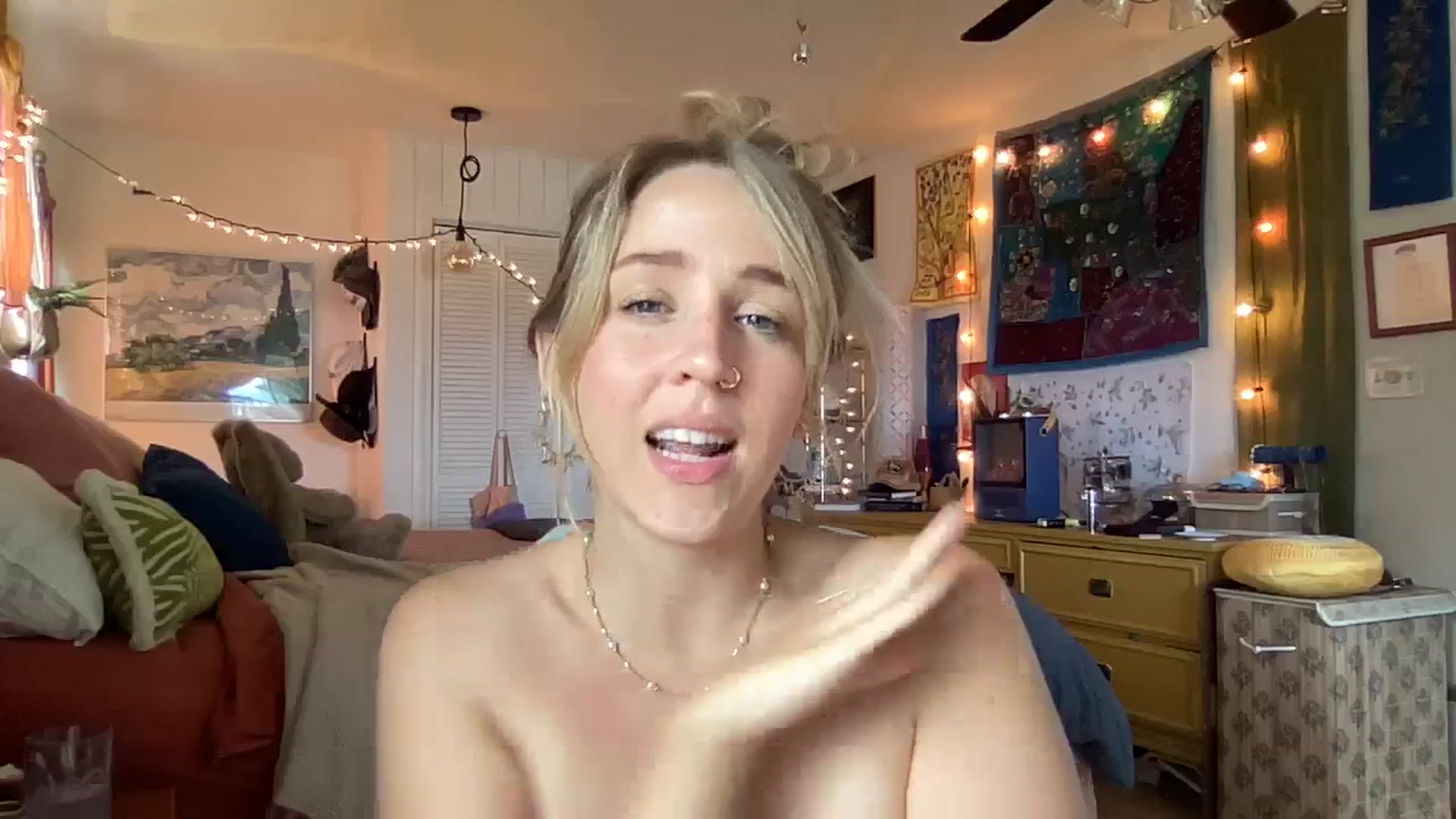 Gallery image thumbnail from PrincessElla_'s myfreecams stream on, 02/27/2024, 22:48 image 4 of 20
