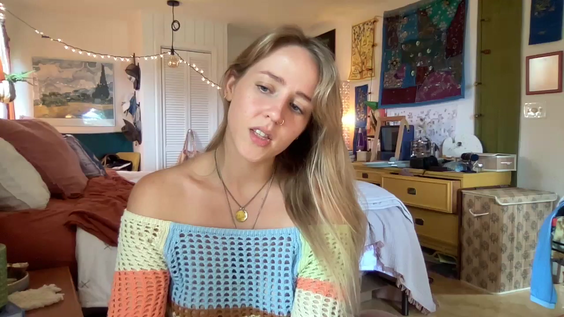 Gallery image thumbnail from PrincessElla_'s myfreecams stream on, 03/13/2024, 22:22 image 12 of 20