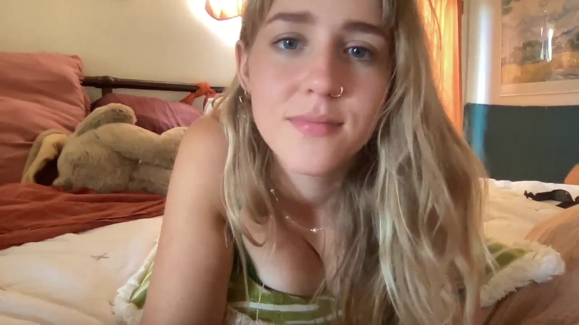 Gallery image thumbnail from PrincessElla_'s myfreecams stream on, 03/17/2024, 21:48 image 15 of 20