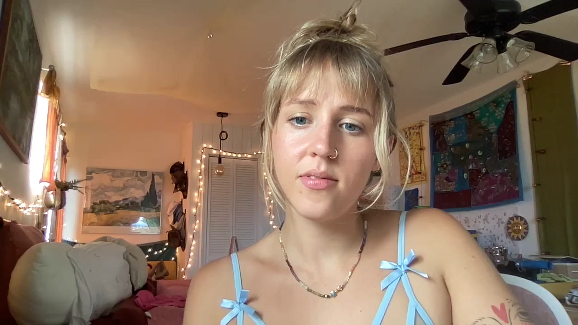 Gallery image thumbnail from PrincessElla_'s myfreecams stream on, 04/26/2024, 22:39 image 15 of 20