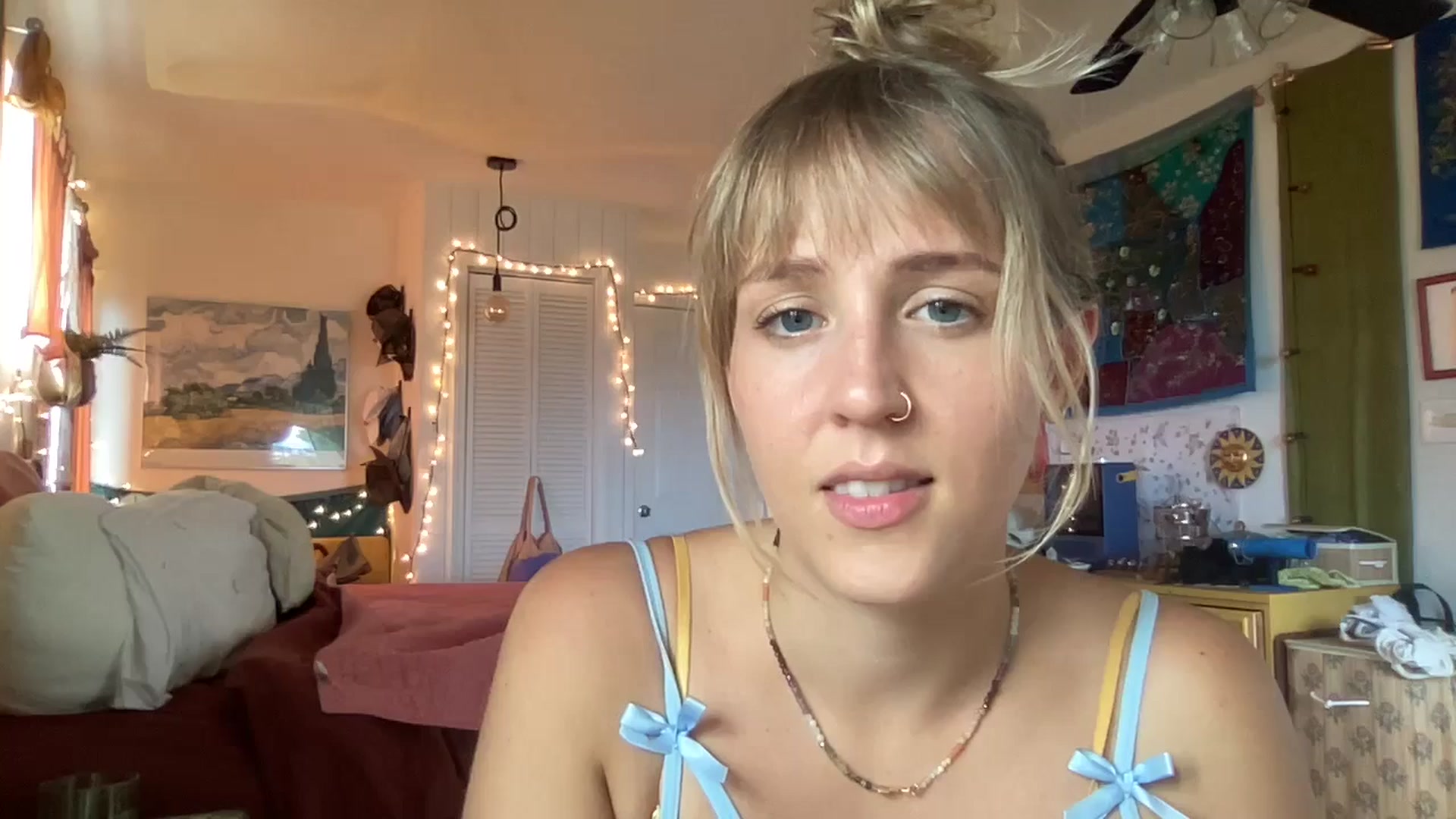 Gallery image thumbnail from PrincessElla_'s myfreecams stream on, 04/26/2024, 22:39 image 2 of 20