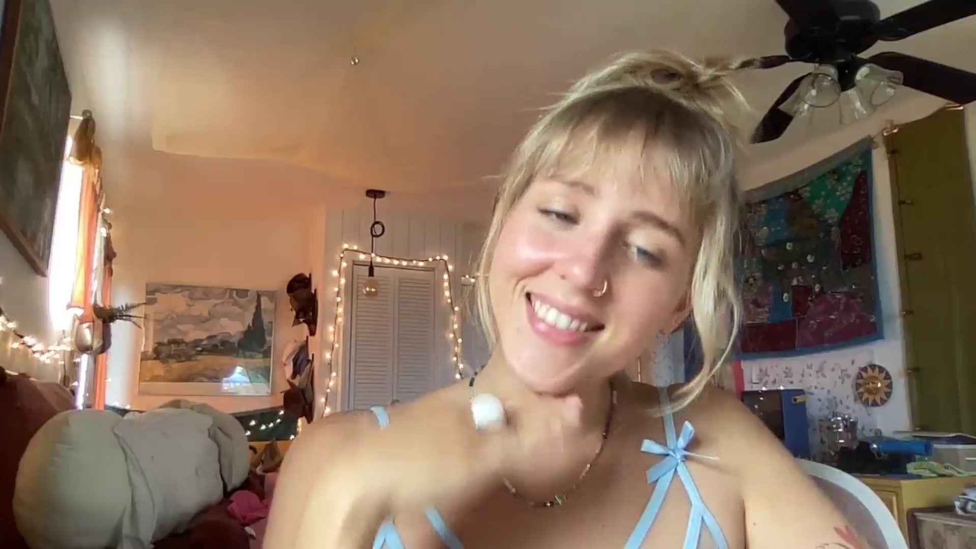 Gallery image thumbnail from PrincessElla_'s myfreecams stream on, 04/26/2024, 22:39 image 19 of 20